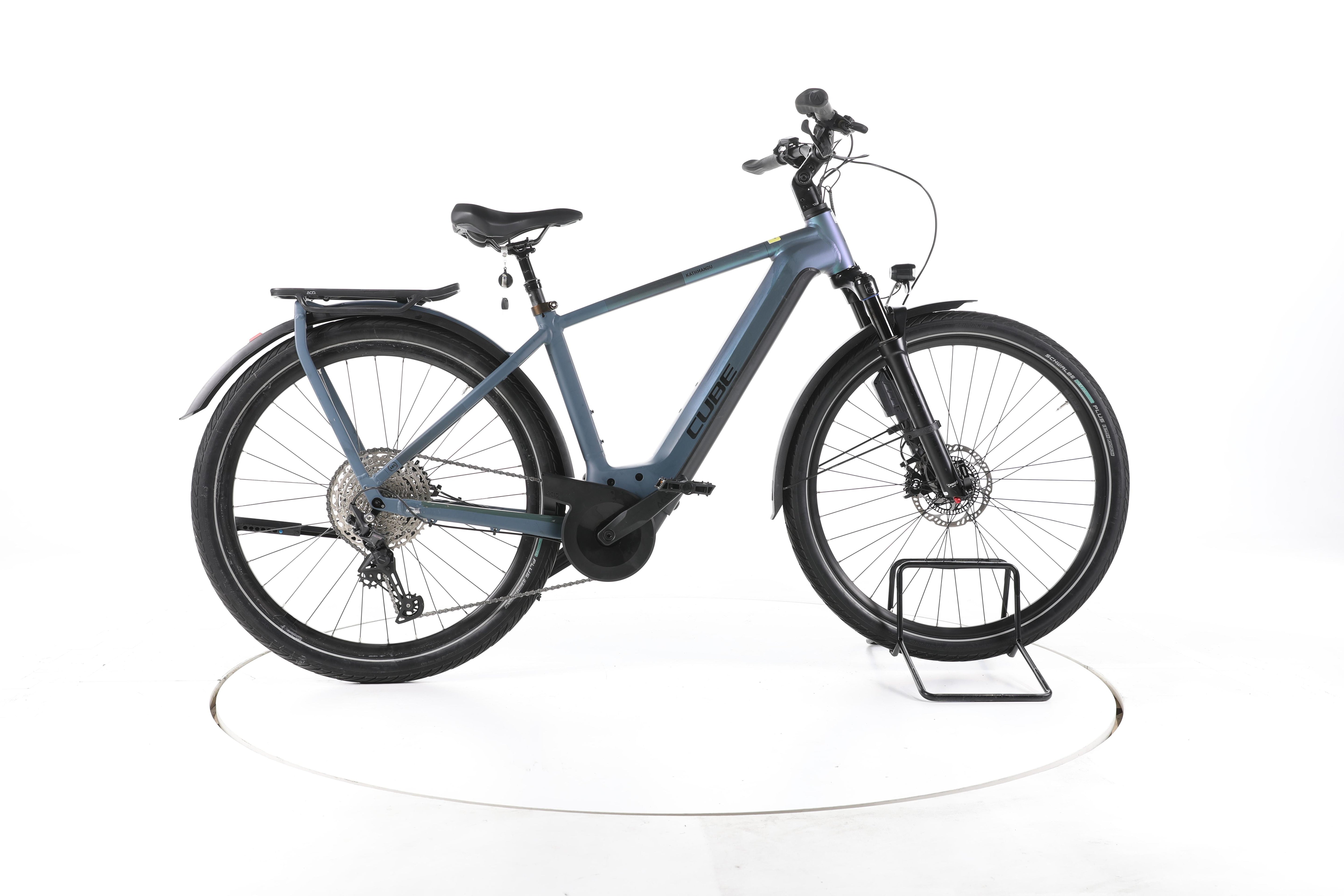 Cube Kathmandu Hybrid ABS Trekking E-Bike - Image 1