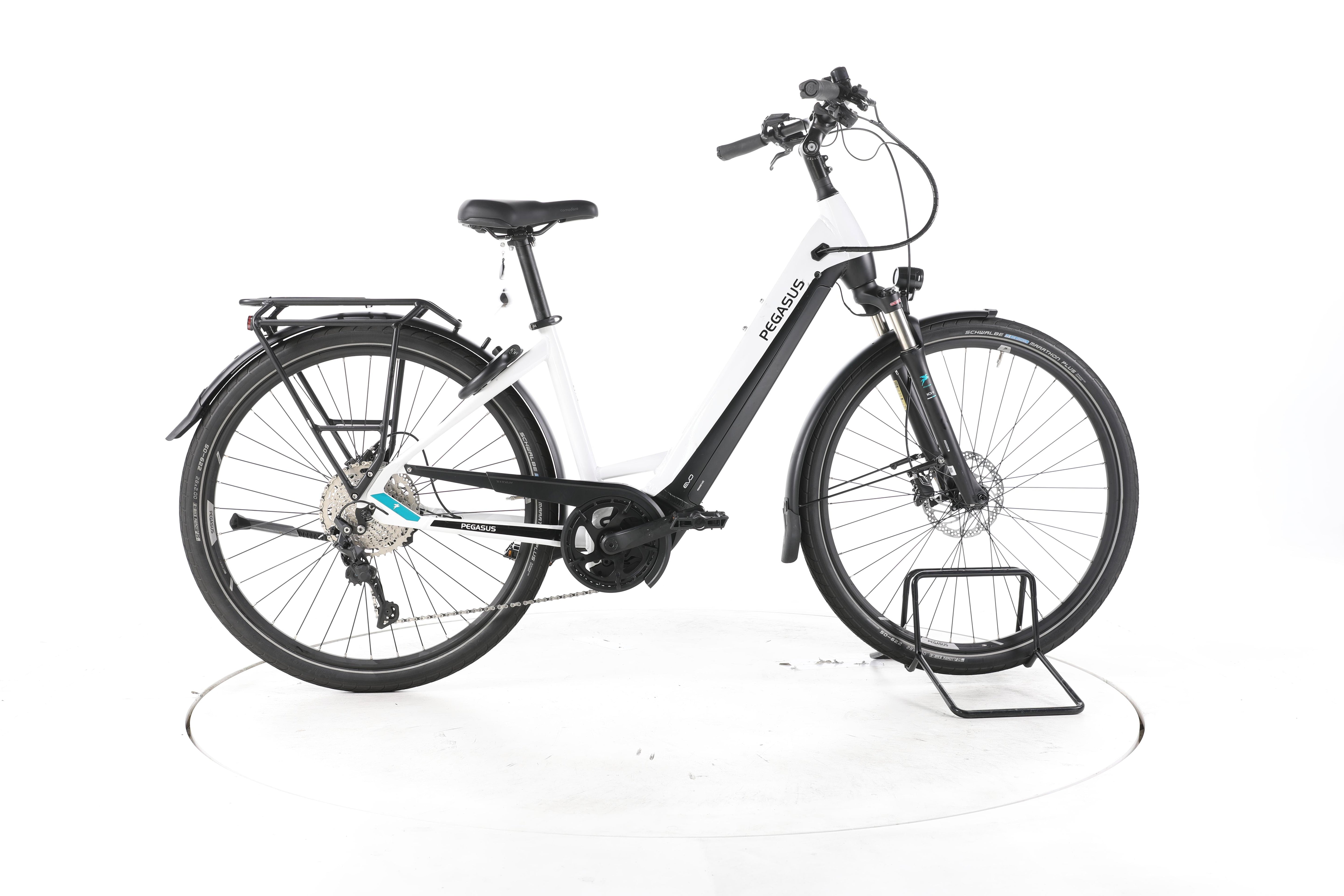 Pegasus Premio Evo 10 Lite ,white,45 Trekking E-Bike Tiefeinsteiger - Image 1
