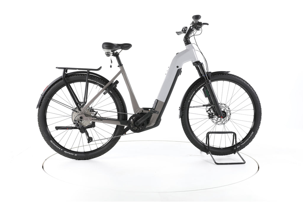 Focus Planet² 6.8 ABS Trekking E-Bike Tiefeinsteiger 2023 - Image 1