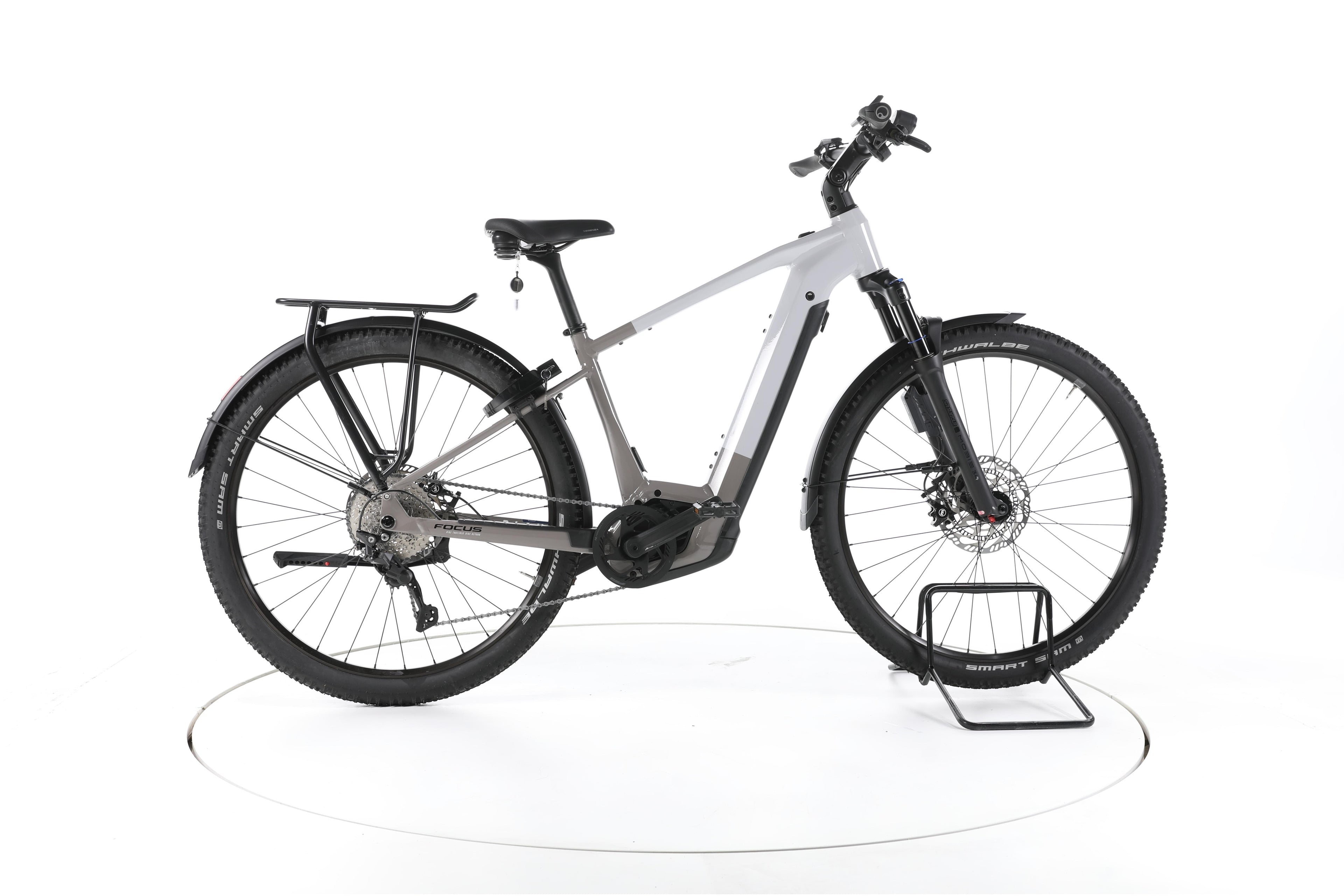 Focus Planet² 6.8 ABS Trekking E-Bike 2023 - Image 1