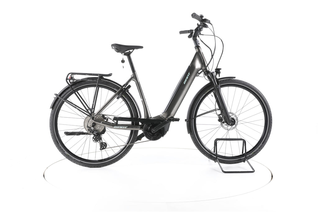 Giant DailyTour E+ 2 D Trekking E-Bike Tiefeinsteiger - Image 1
