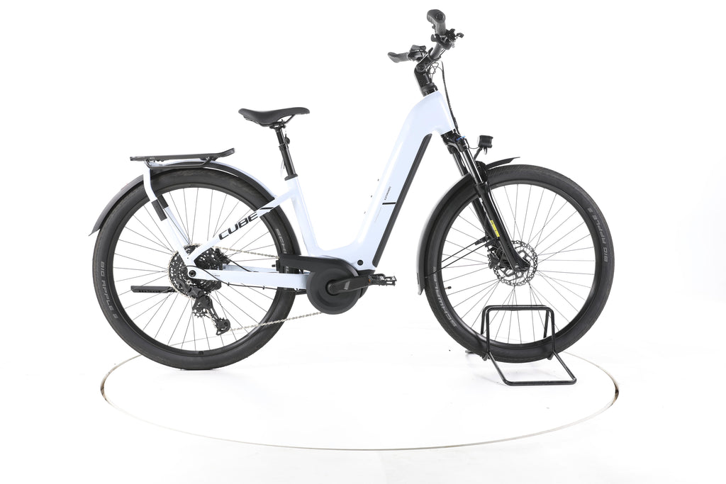 Cube Kathmandu HYbrid One Trekking E-Bike Tiefeinsteiger 2025 - Image 1