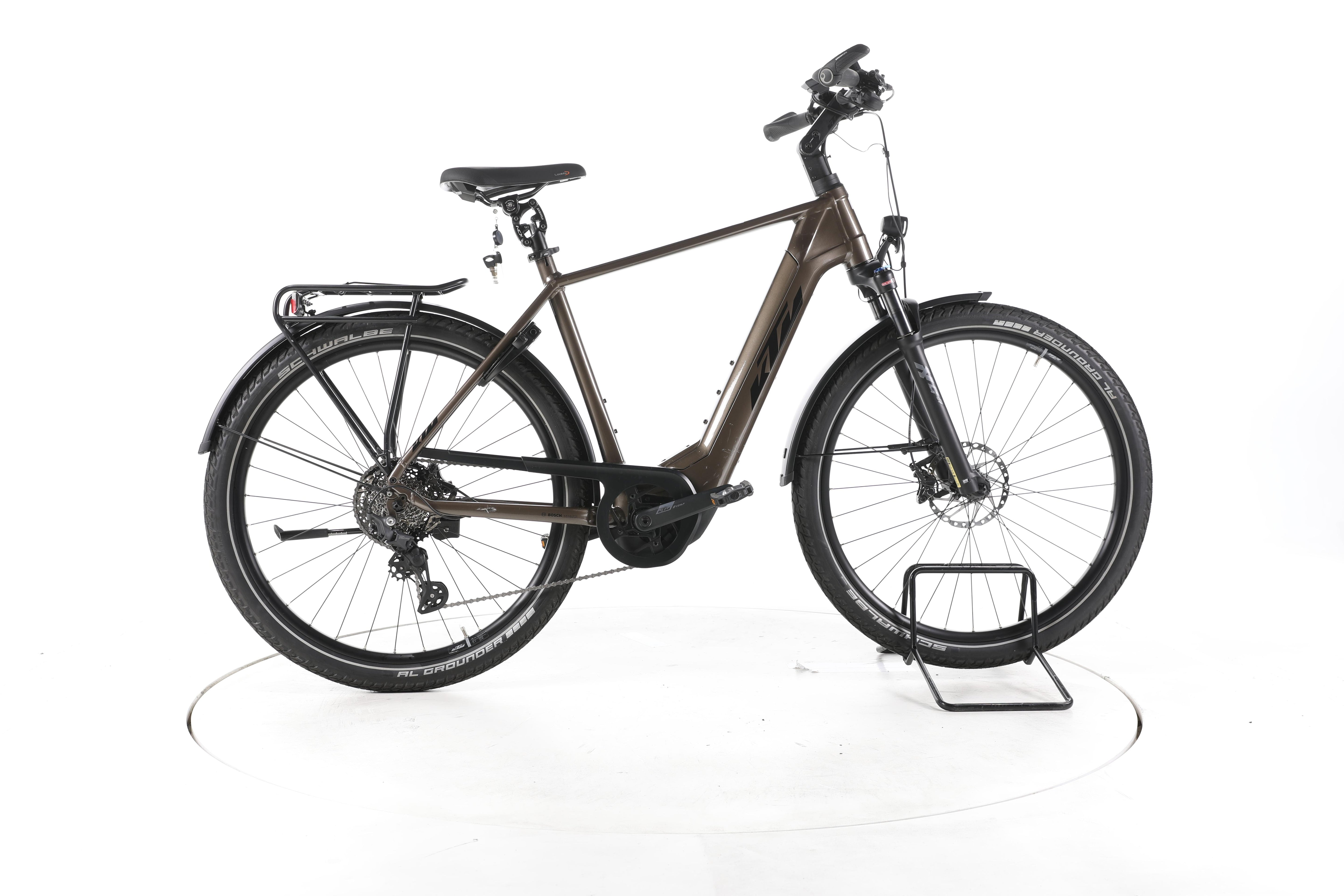 KTM Macina Gran 710 Trekking E-Bike - Image 1