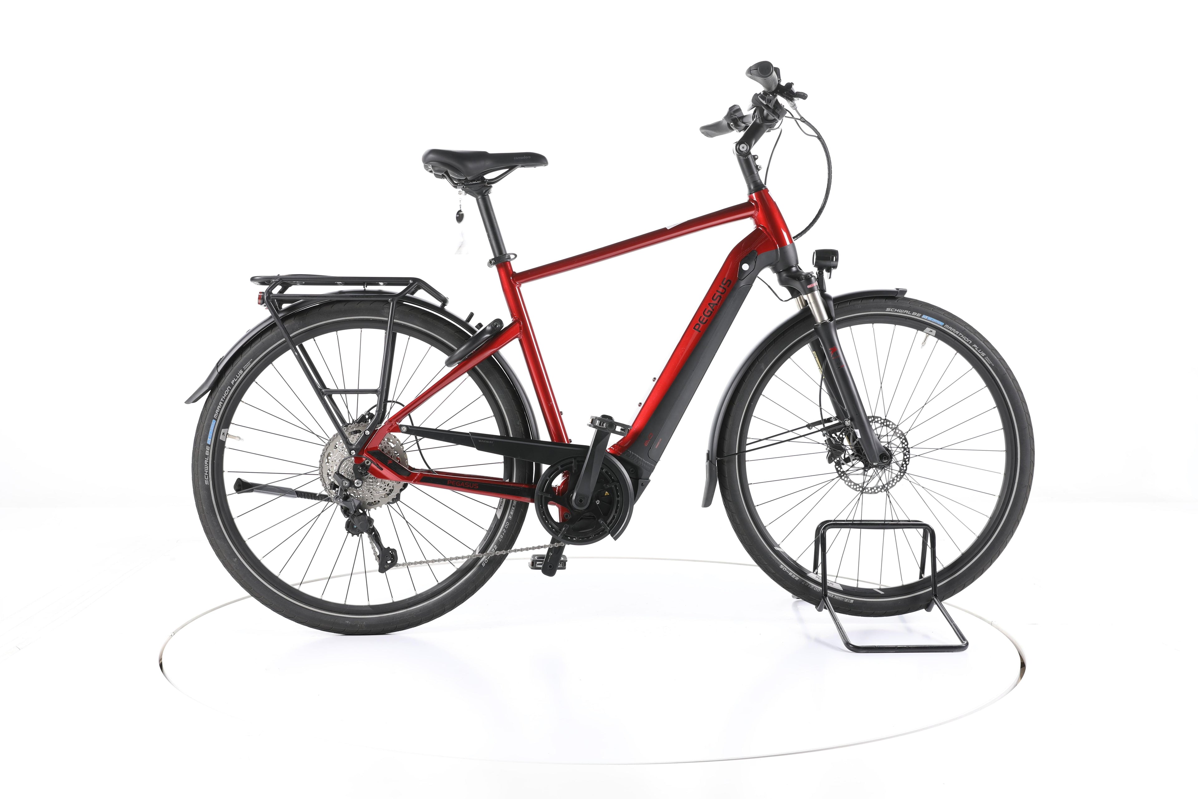 Pegasus Premio Evo 10 Lite Trekking E-Bike - Image 1