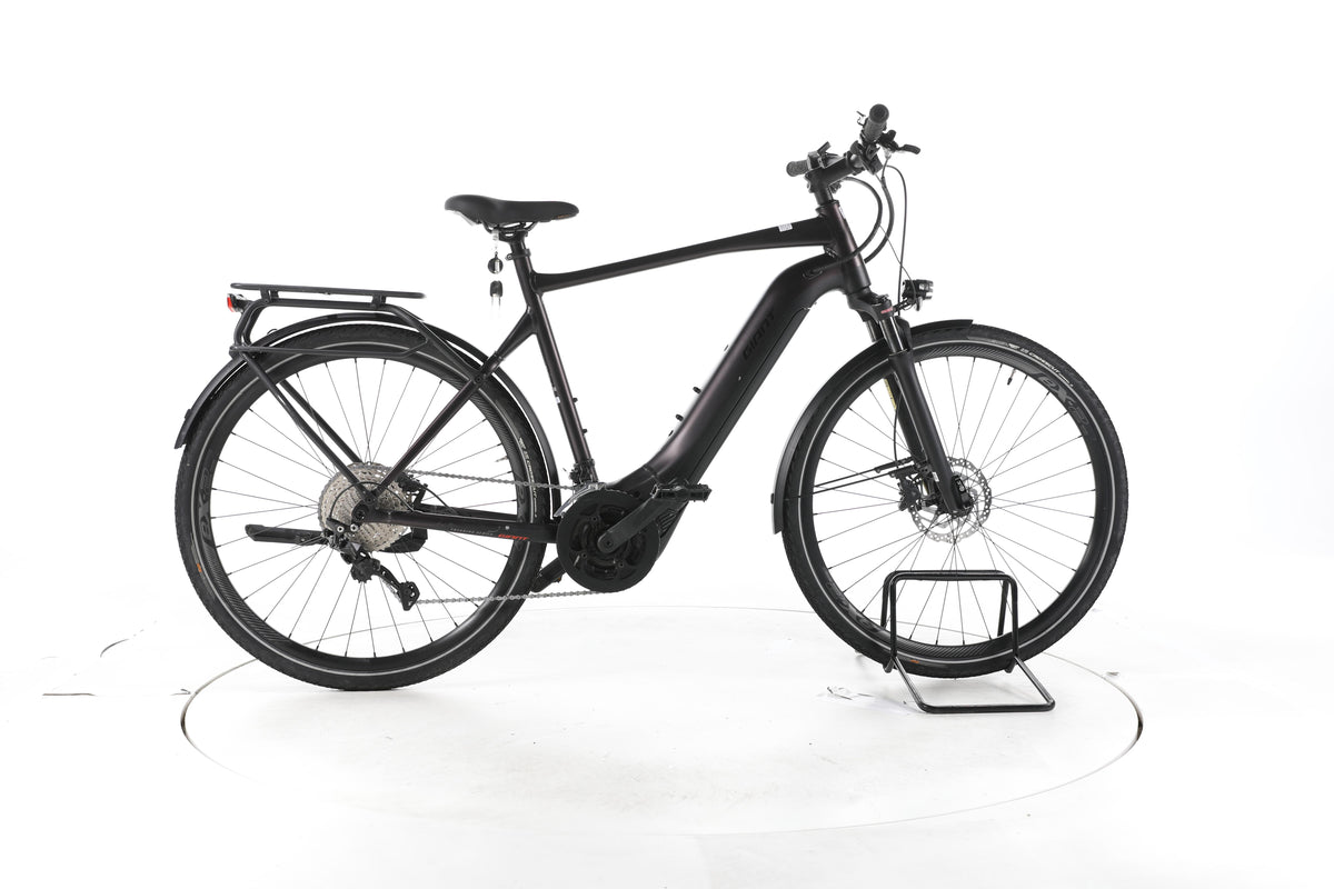 Giant Explore E+ Pro 1 Trekking E-Bike - Image 1