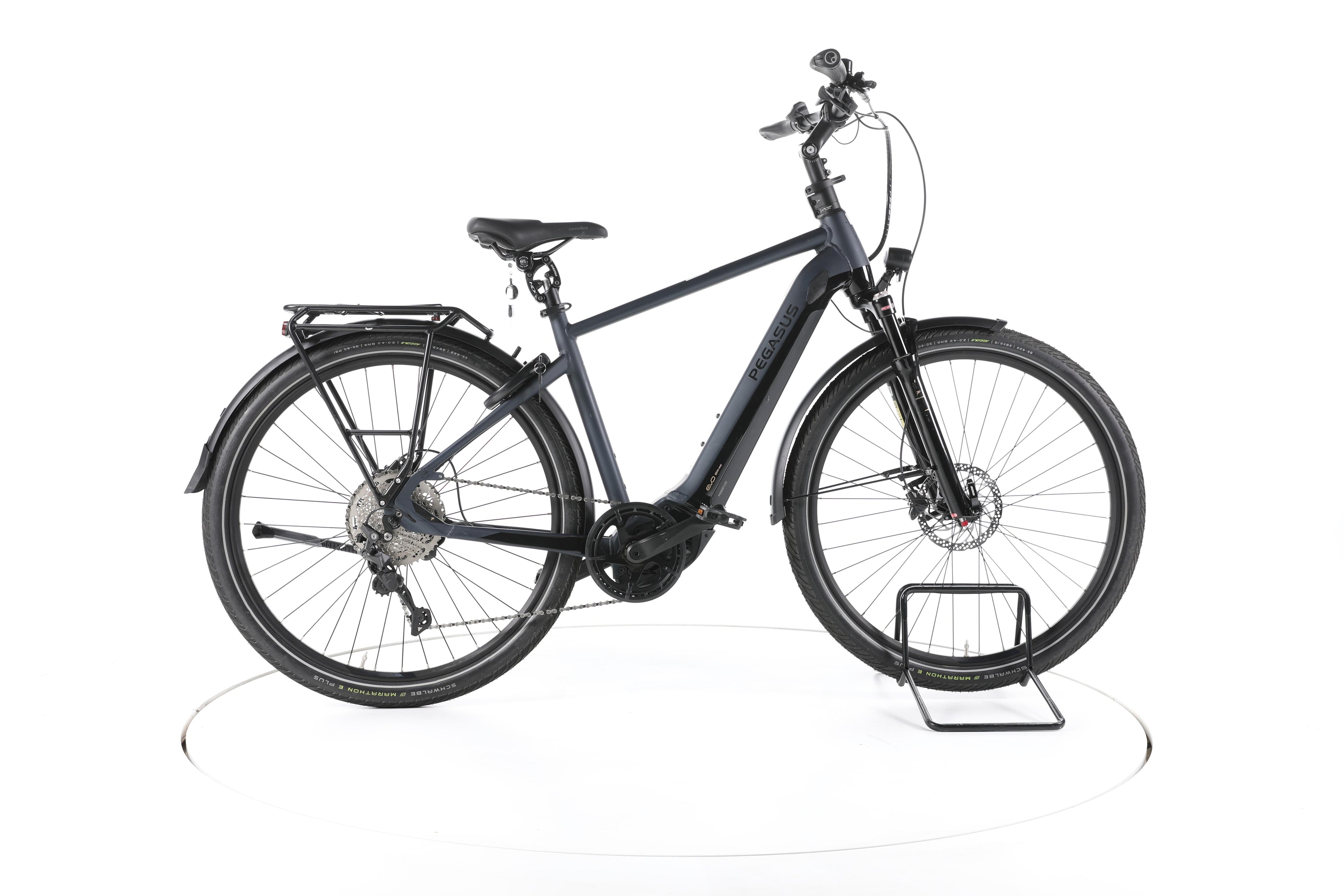 Pegasus Premio EVO 10 Trekking E-Bike - Image 1