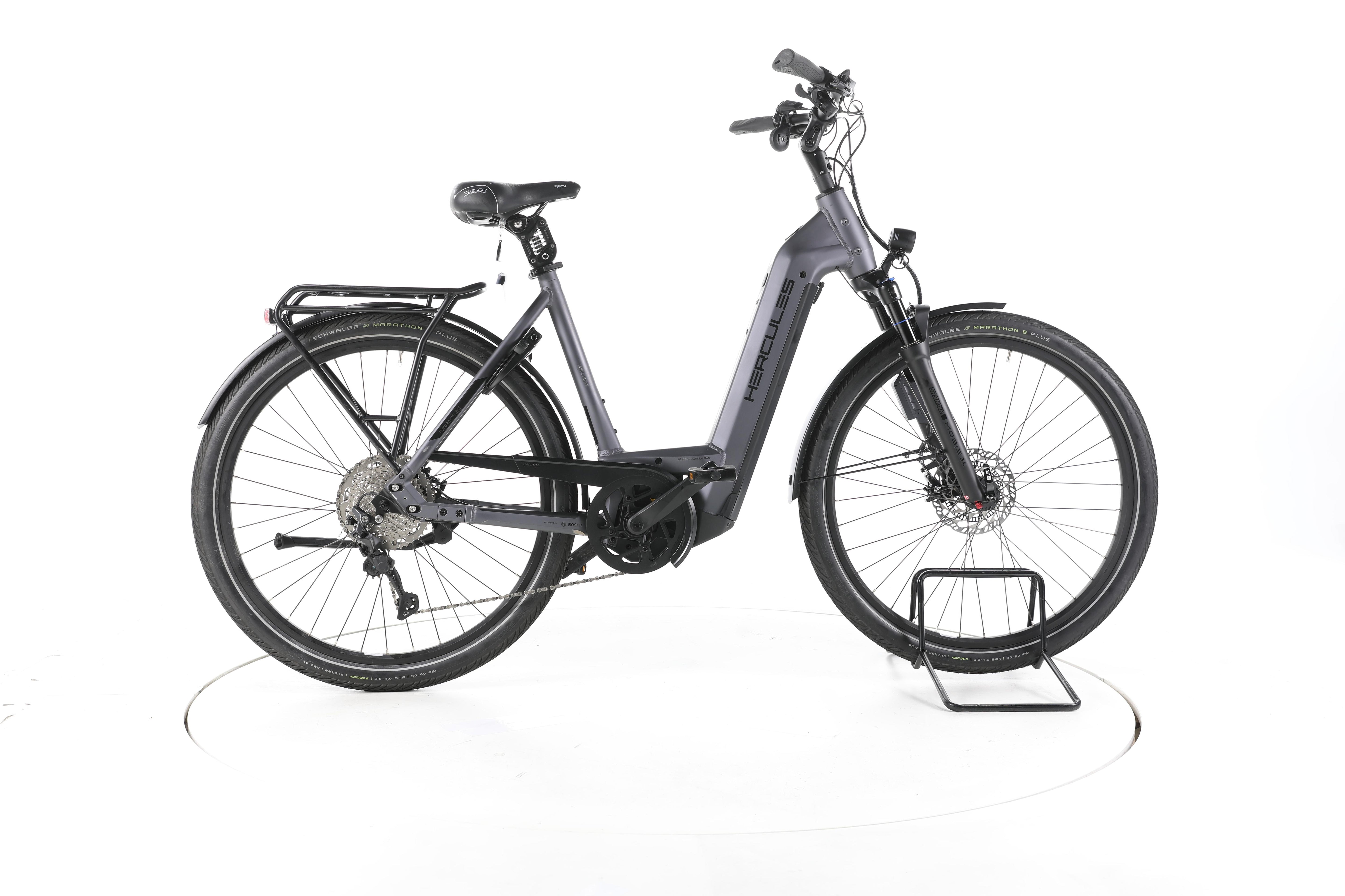 Hercules Futura Max I10 ABS Trekking E-Bike Tiefeinsteiger - Image 1