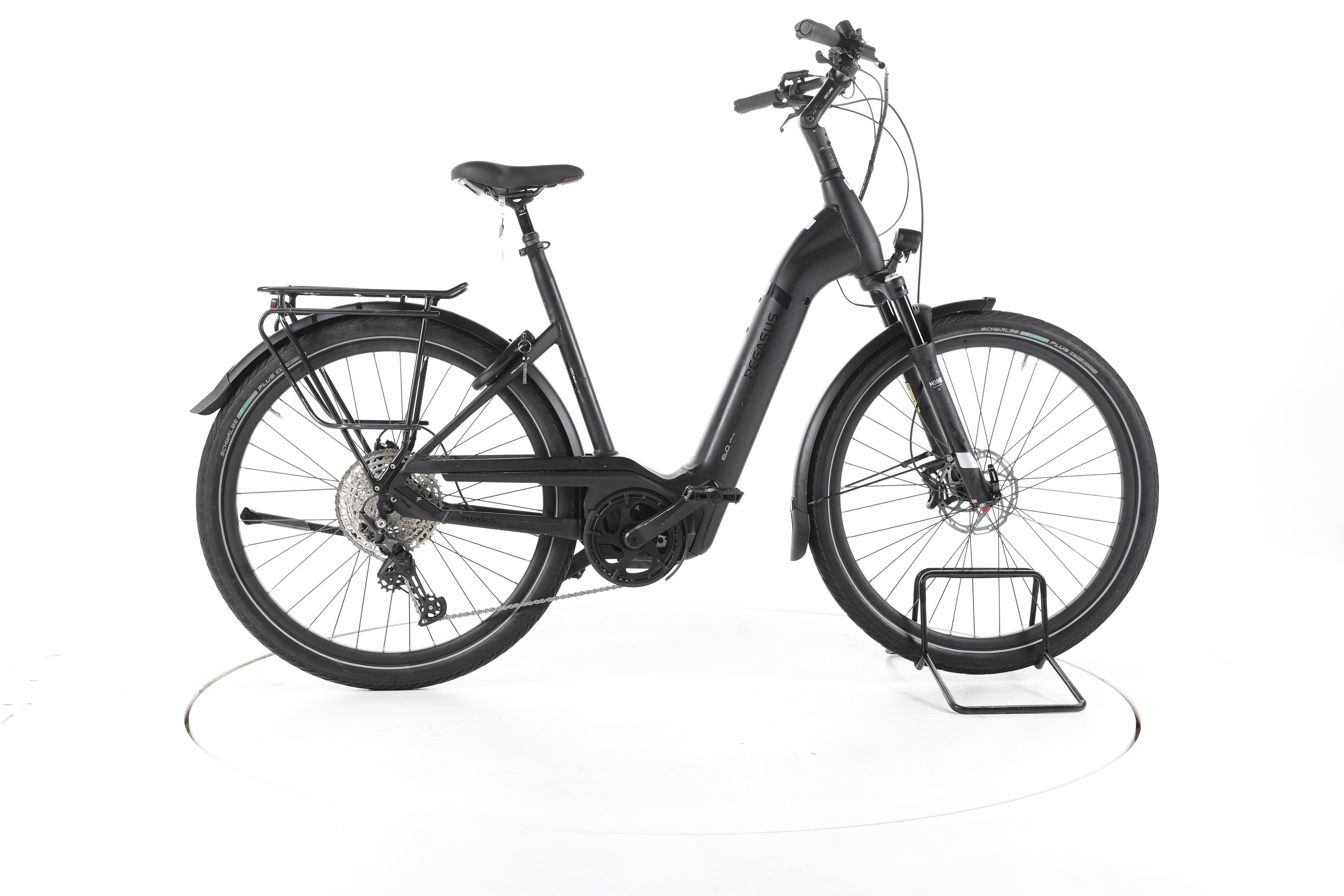 Pegasus Strong Evo 12 Lite Trekking E-Bike Tiefeinsteiger - Image 1