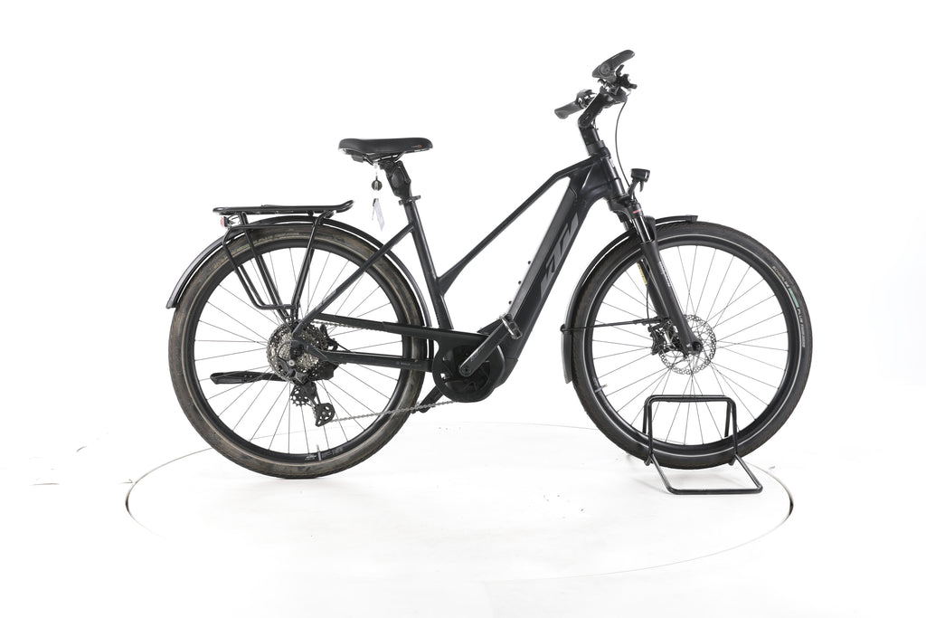 KTM Macina Style 730 Trekking E-Bike - Image 1