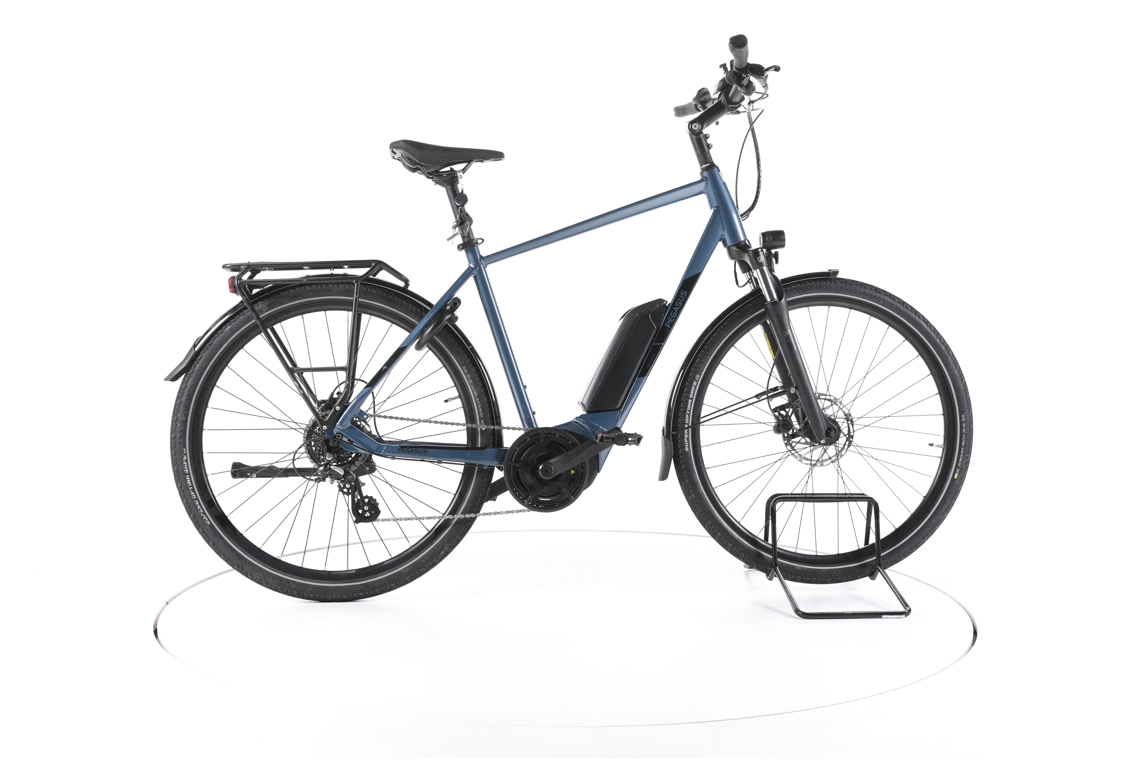 Pegasus Solero E8 Sport Trekking E-Bike - Image 1