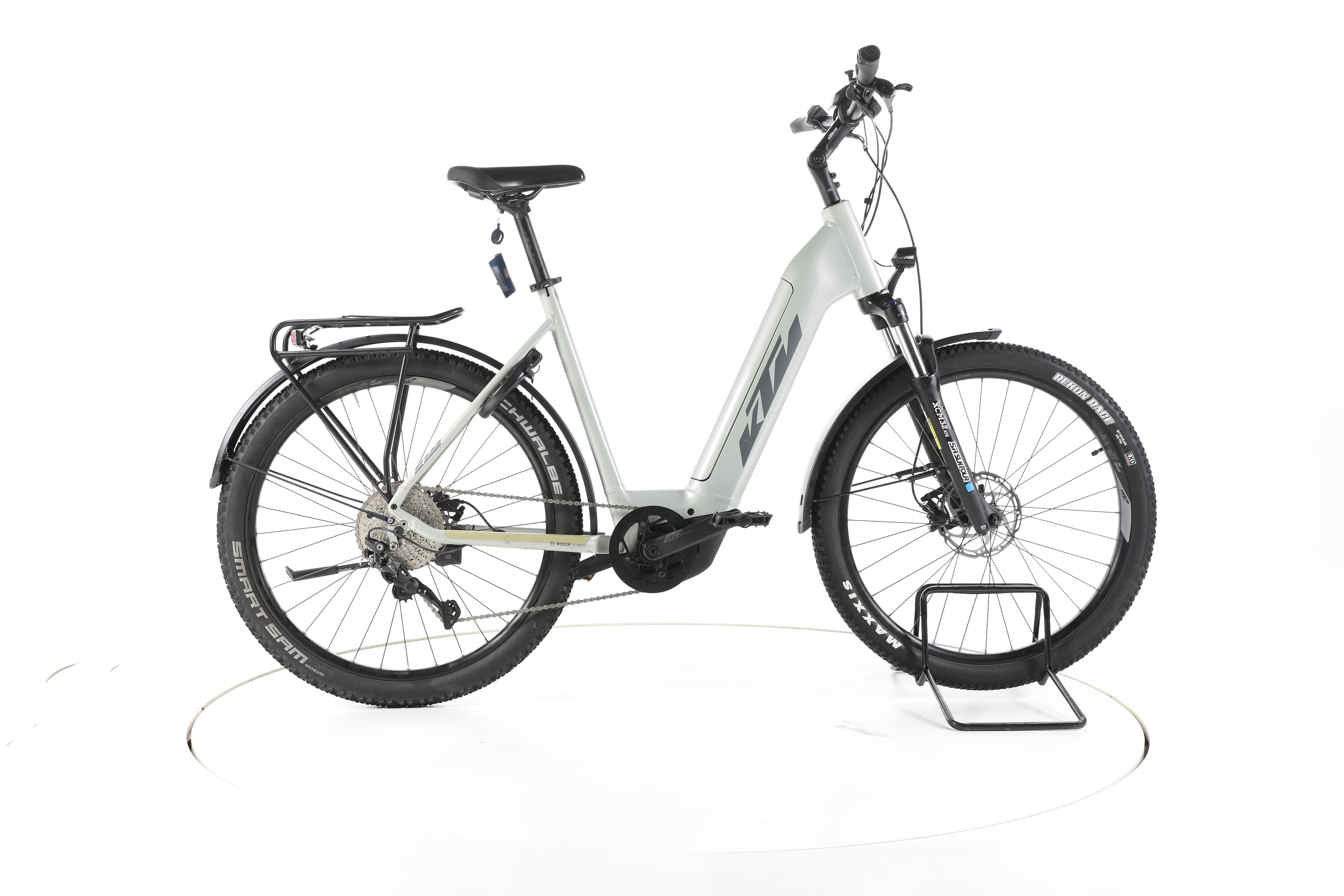 KTM Macina aera 571 LFC Trekking E-Bike Tiefeinsteiger - Image 1