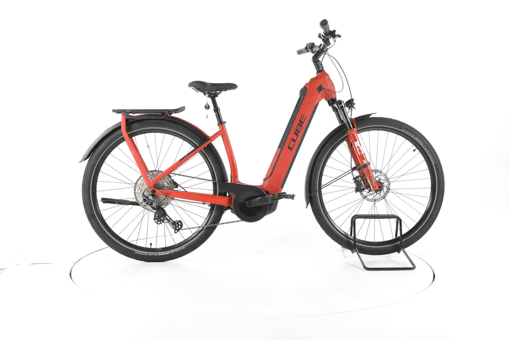 Cube Kathmandu Hybrid EXC Trekking E-Bike Tiefeinsteiger - Image 1