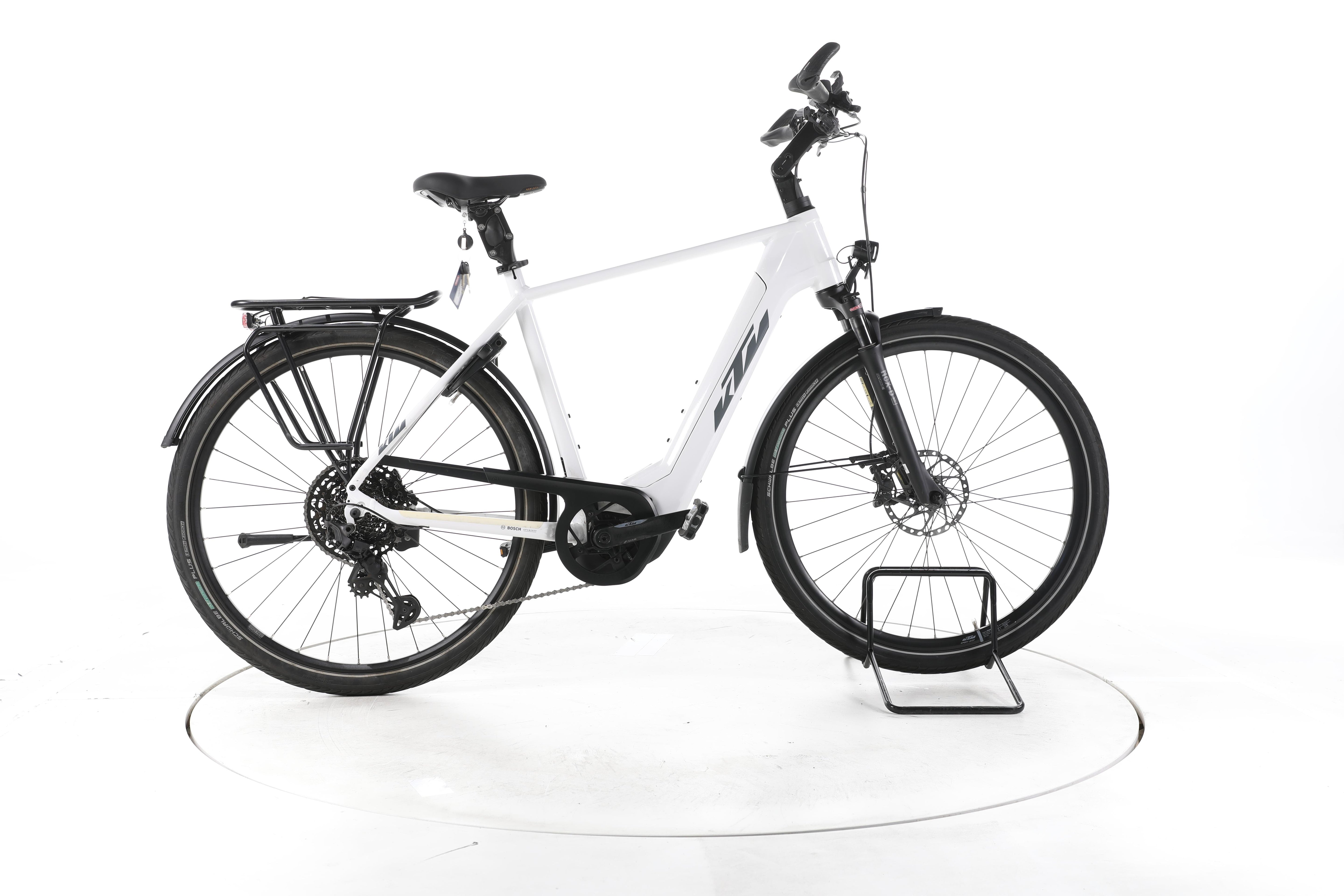 KTM Macina Style 720 Trekking E-Bike - Image 1