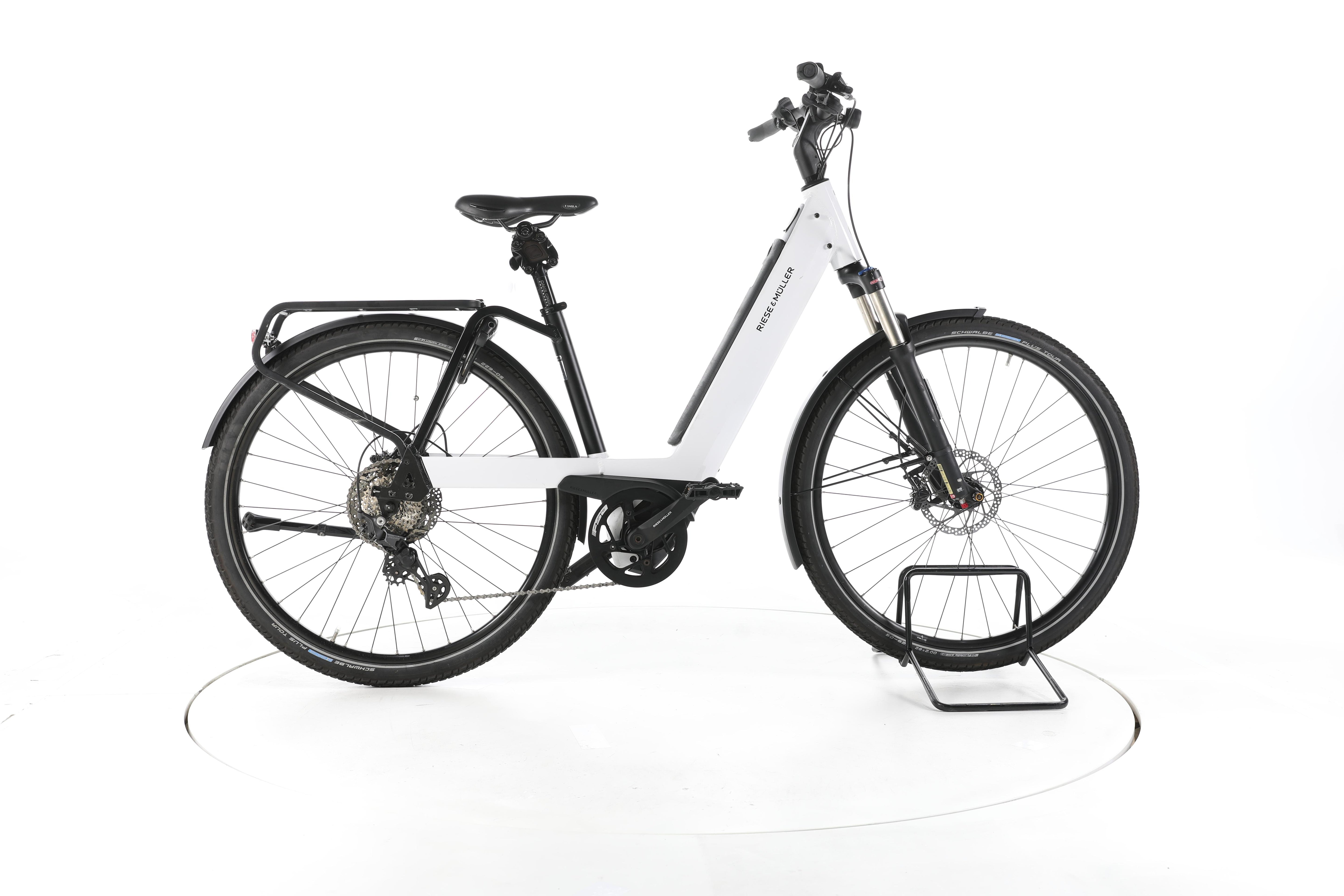 Riese & Müller Nevo touring Trekking E-Bike Tiefeinsteiger - Image 1