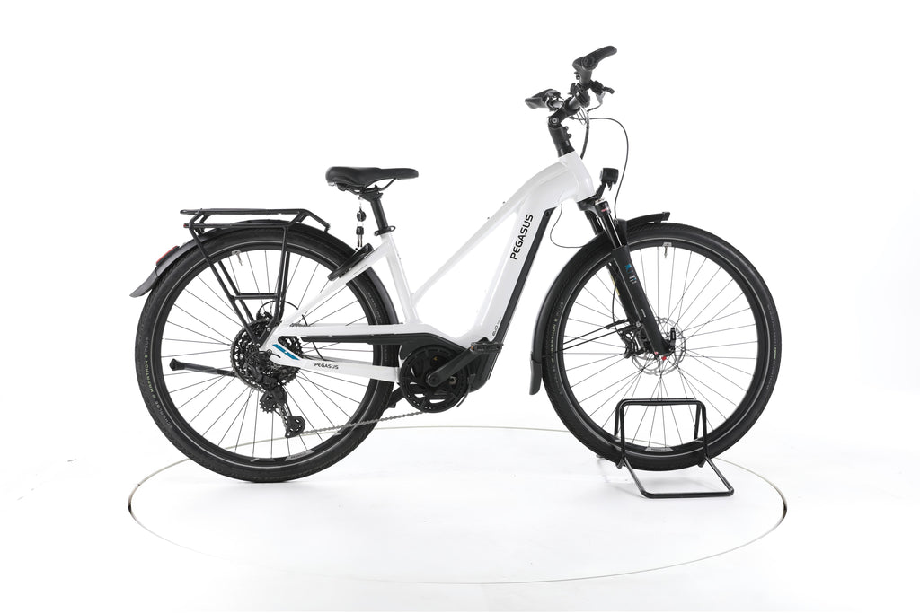Pegasus Premio Evo 11 Trekking E-Bike - Image 1