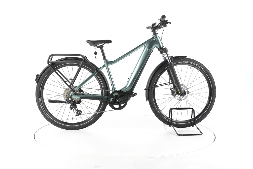 Giant Explore E+ 1 Trekking E-Bike - Image 1