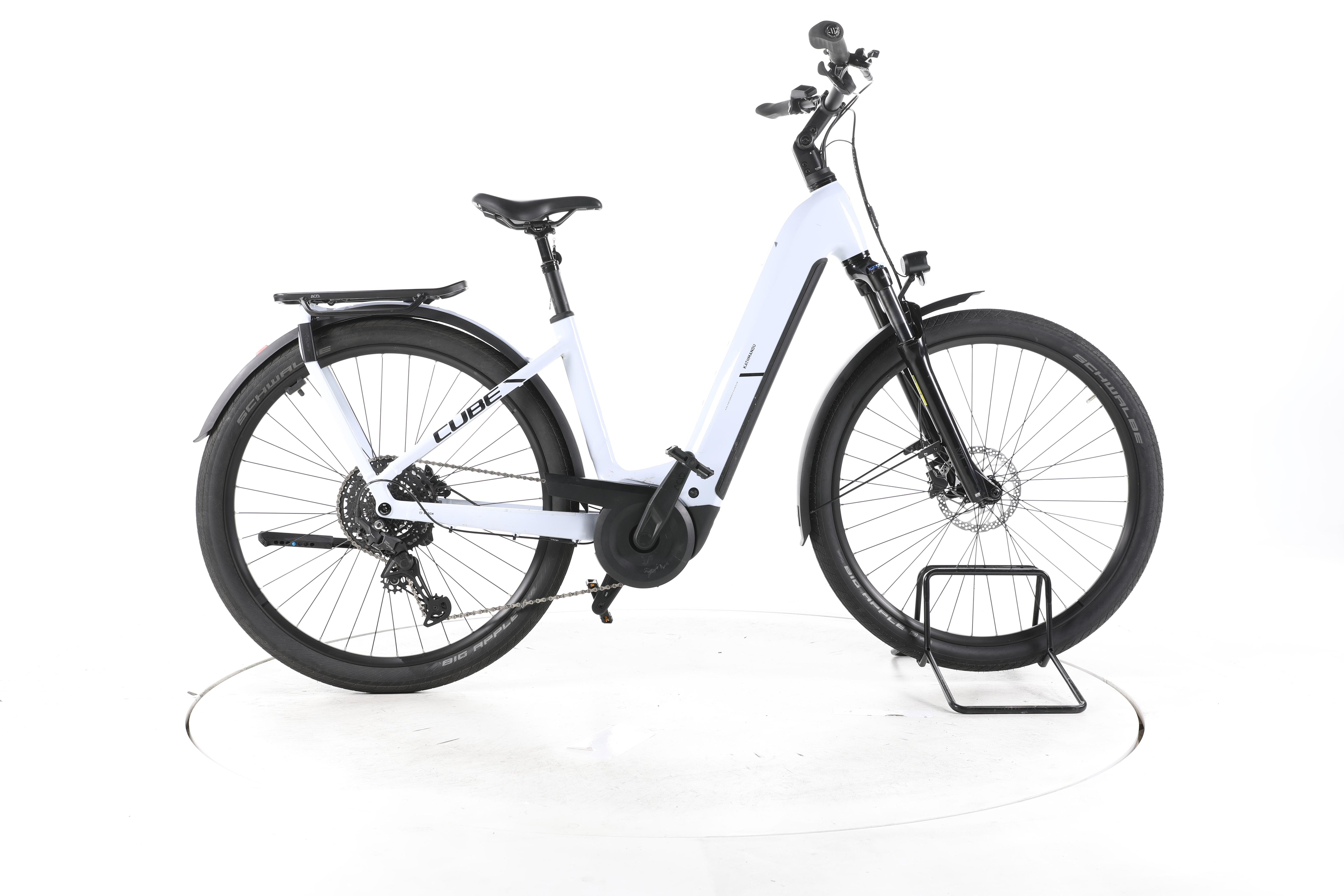 Cube Kathmandu Hybrid ONE Trekking E-Bike Tiefeinsteiger 2025 - Image 1