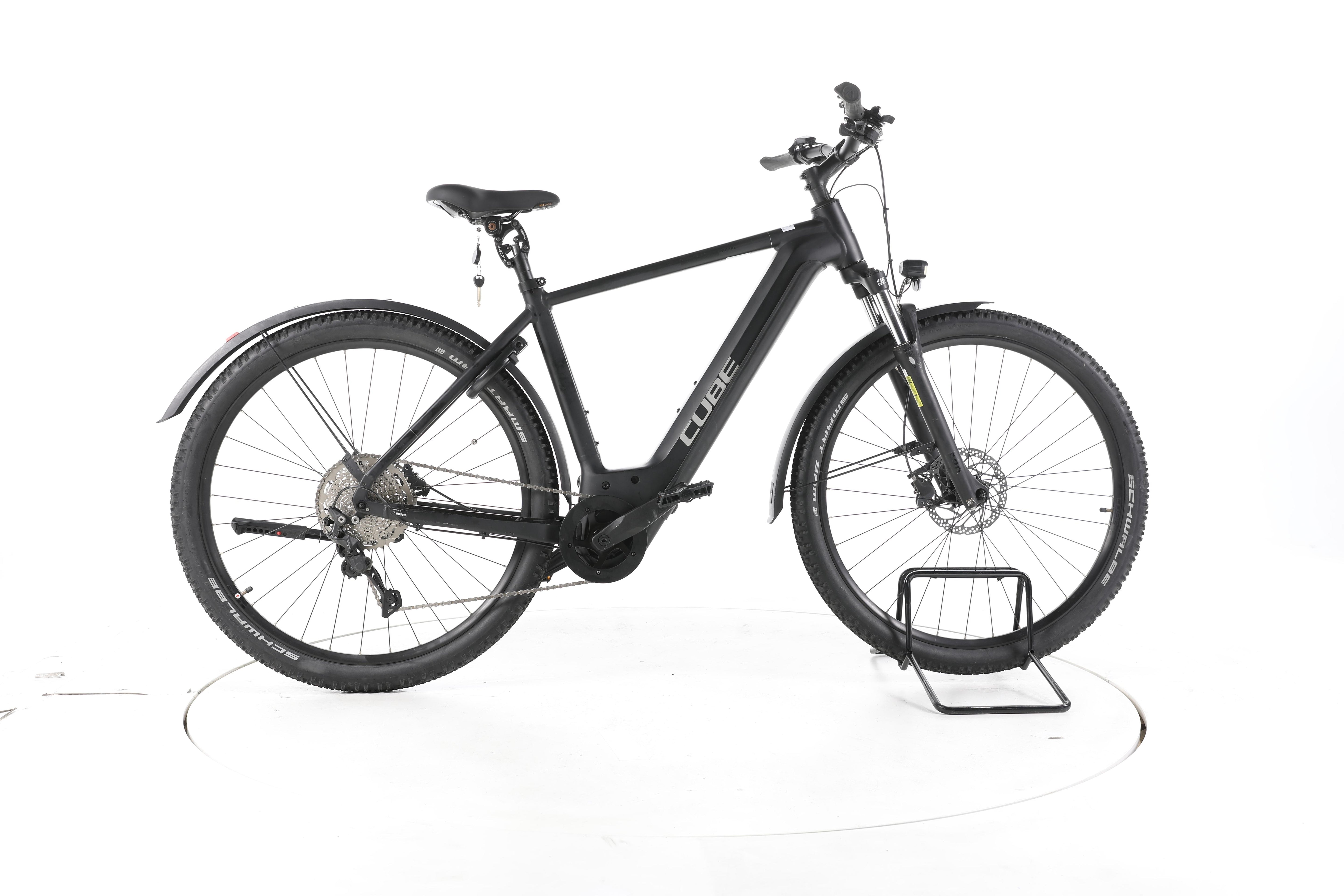 Cube Nuride Hybrid Pro Trekking E-Bike - Image 1
