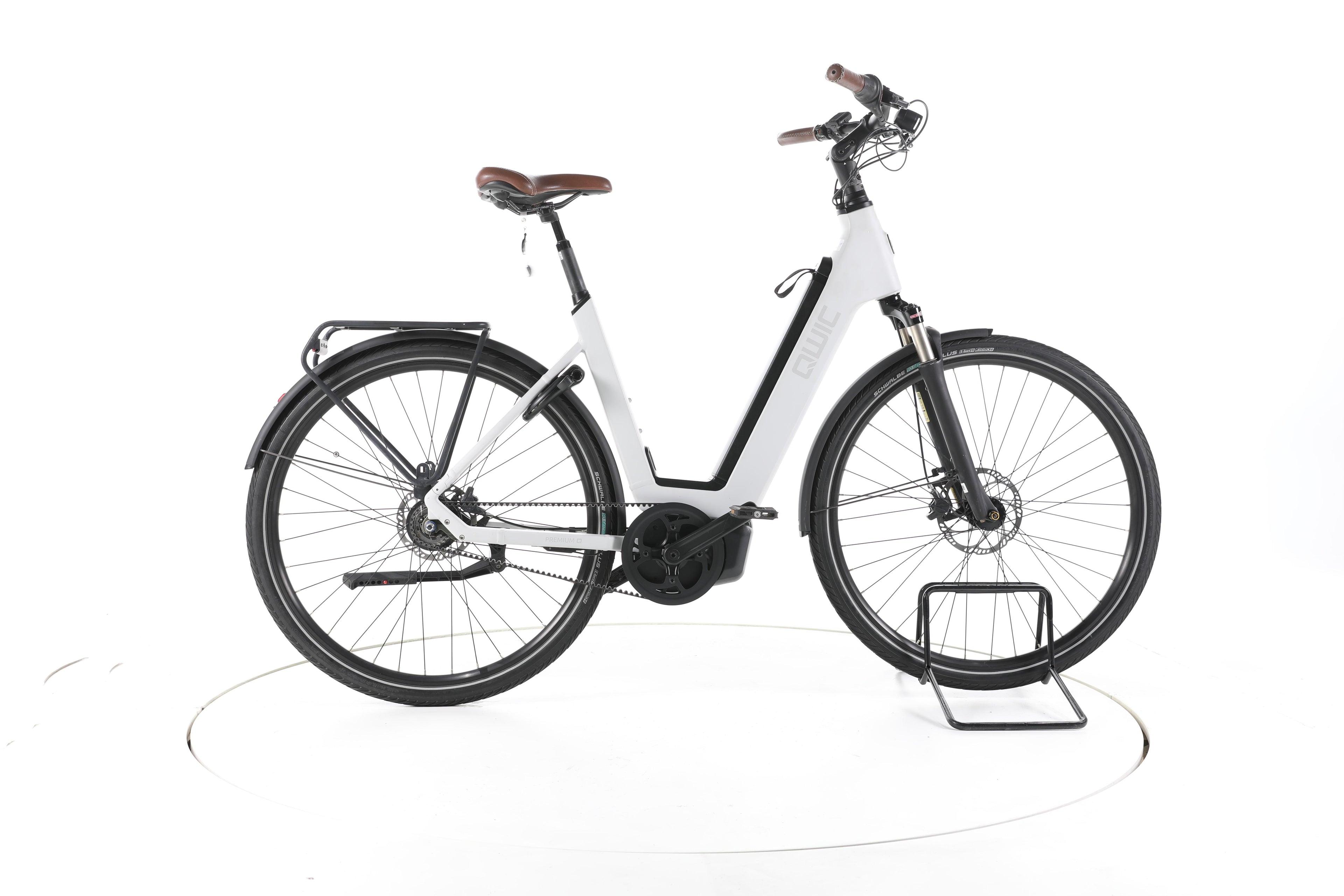 QWIC Premium Q MN8 City E-Bike Tiefeinsteiger - Image 1