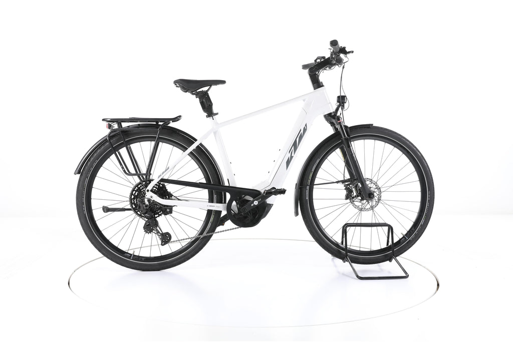 KTM Macina Style 720 Trekking E-Bike - Image 1