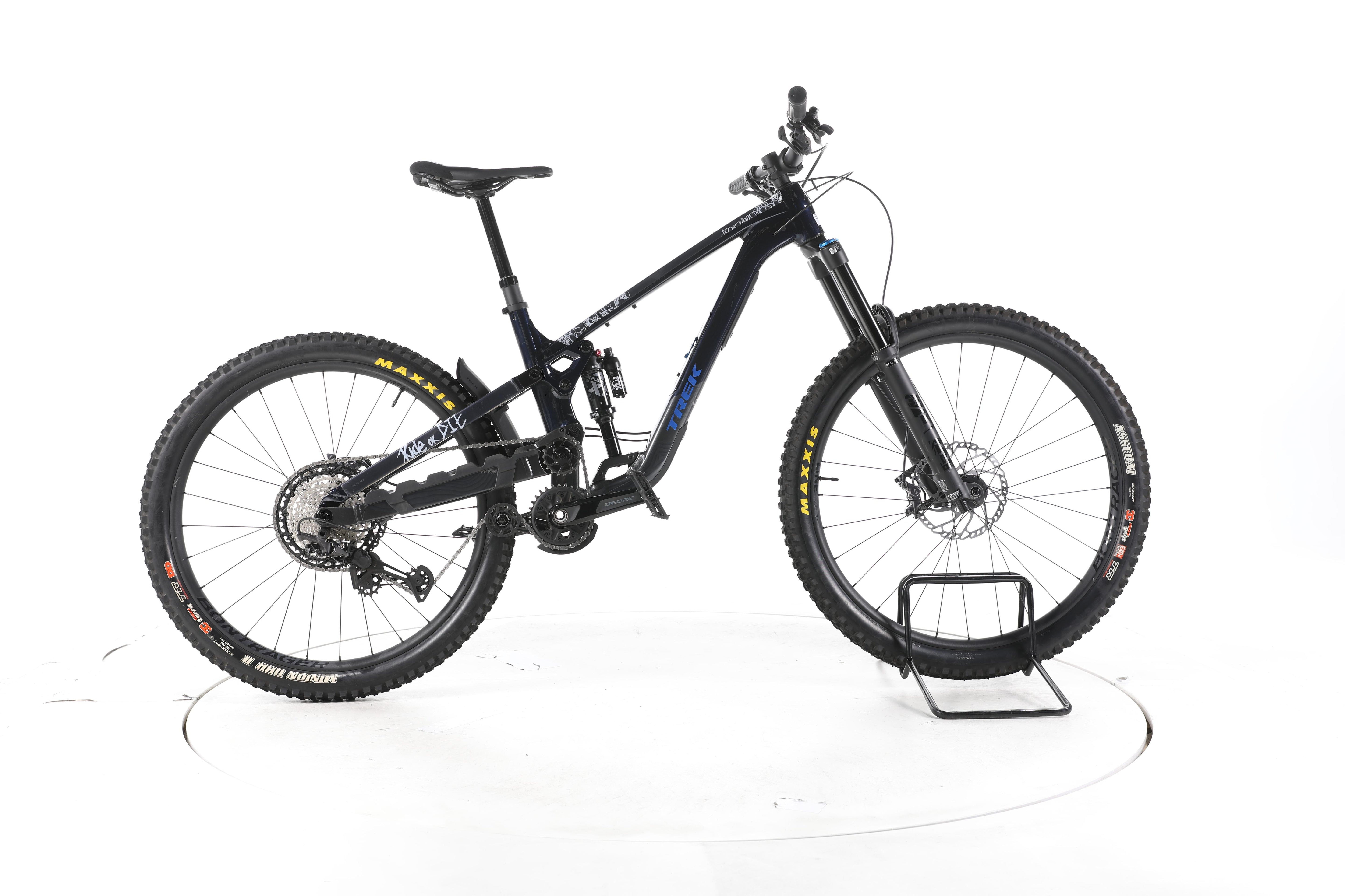 Trek Slash 8 XT Fahrrad Fully - Image 1