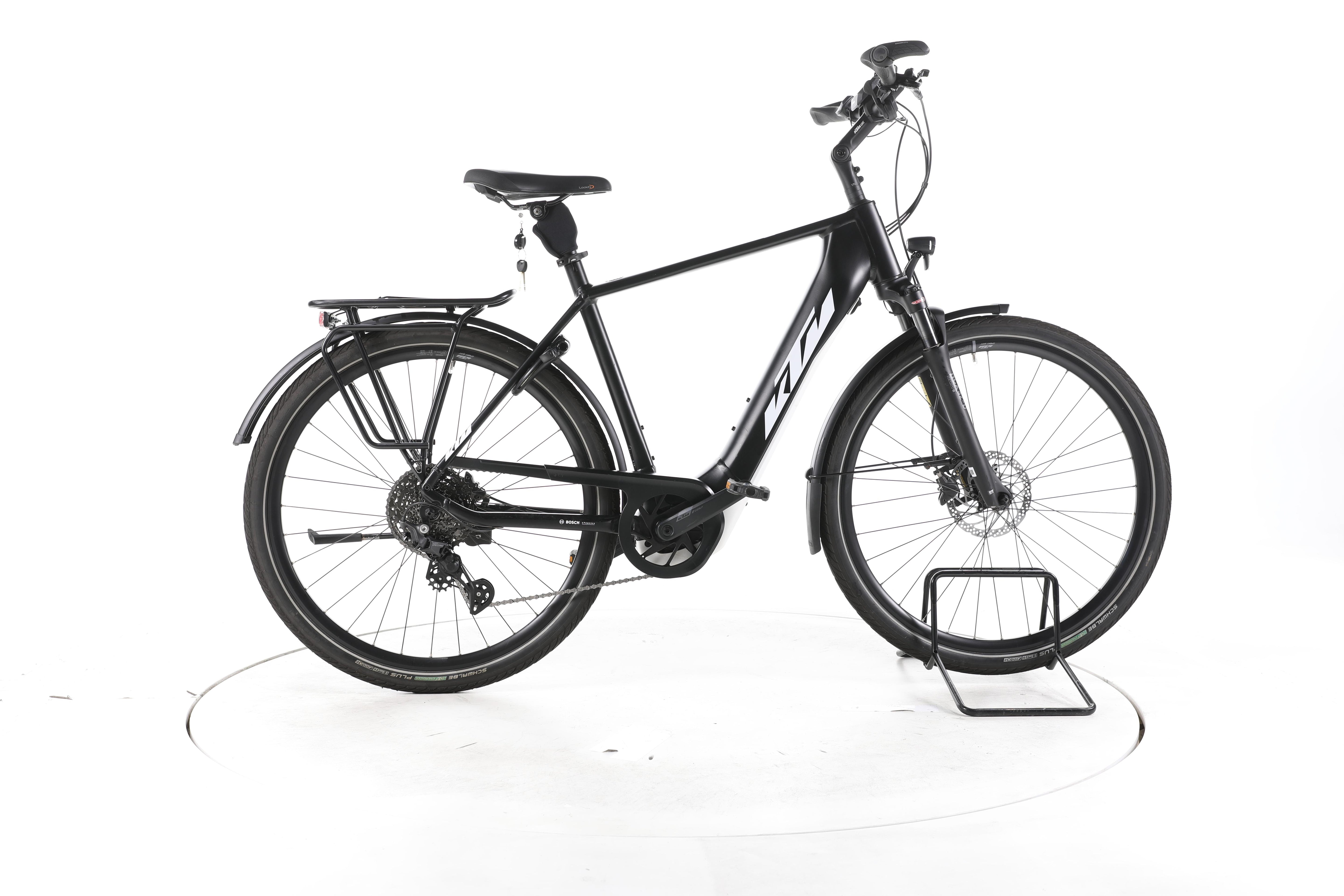 KTM Macina Tour CX625 Trekking E-Bike - Image 1