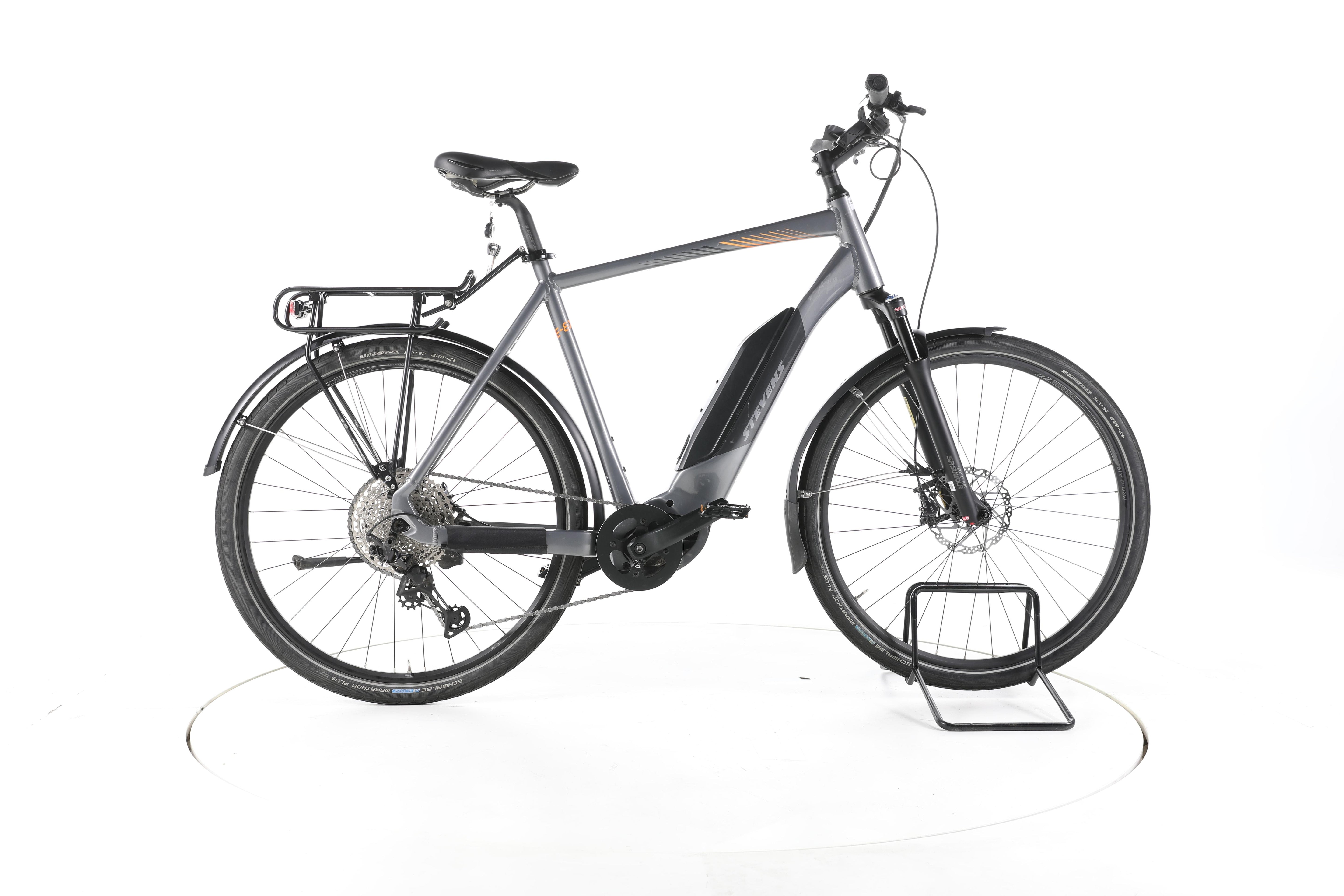 Stevens E-8X Trekking E-Bike - Image 1