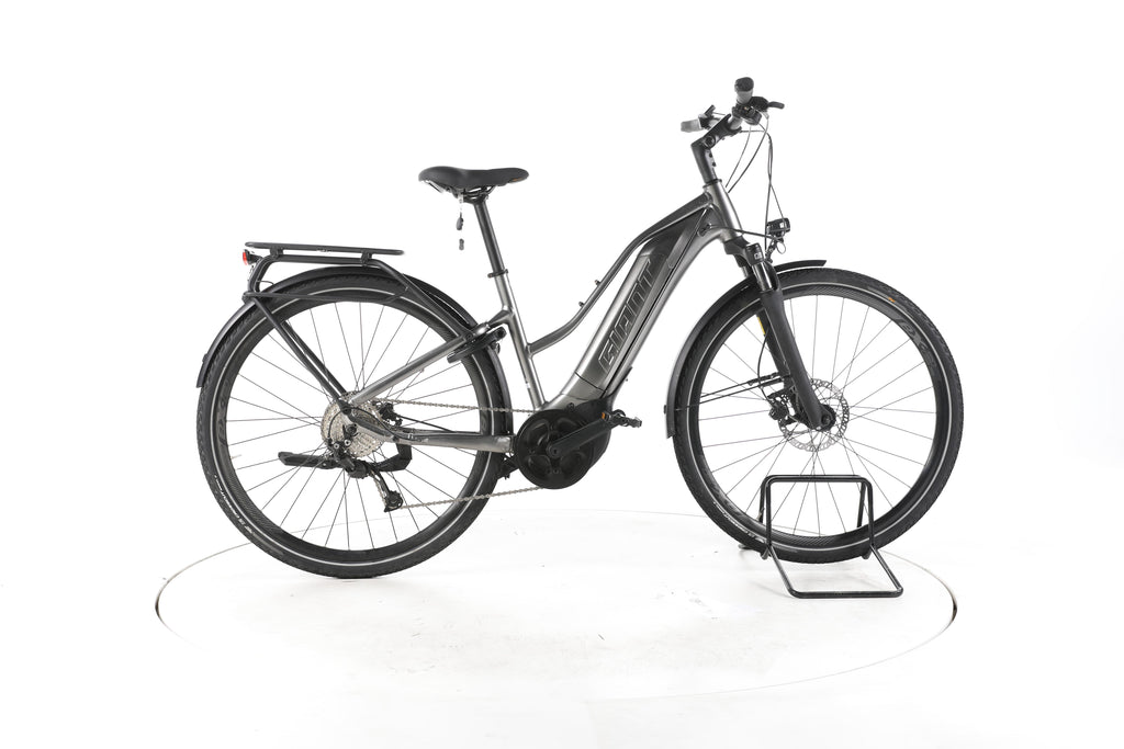 Giant Explore E + 3 STA Trekking E-Bike Tiefeinsteiger - Image 1