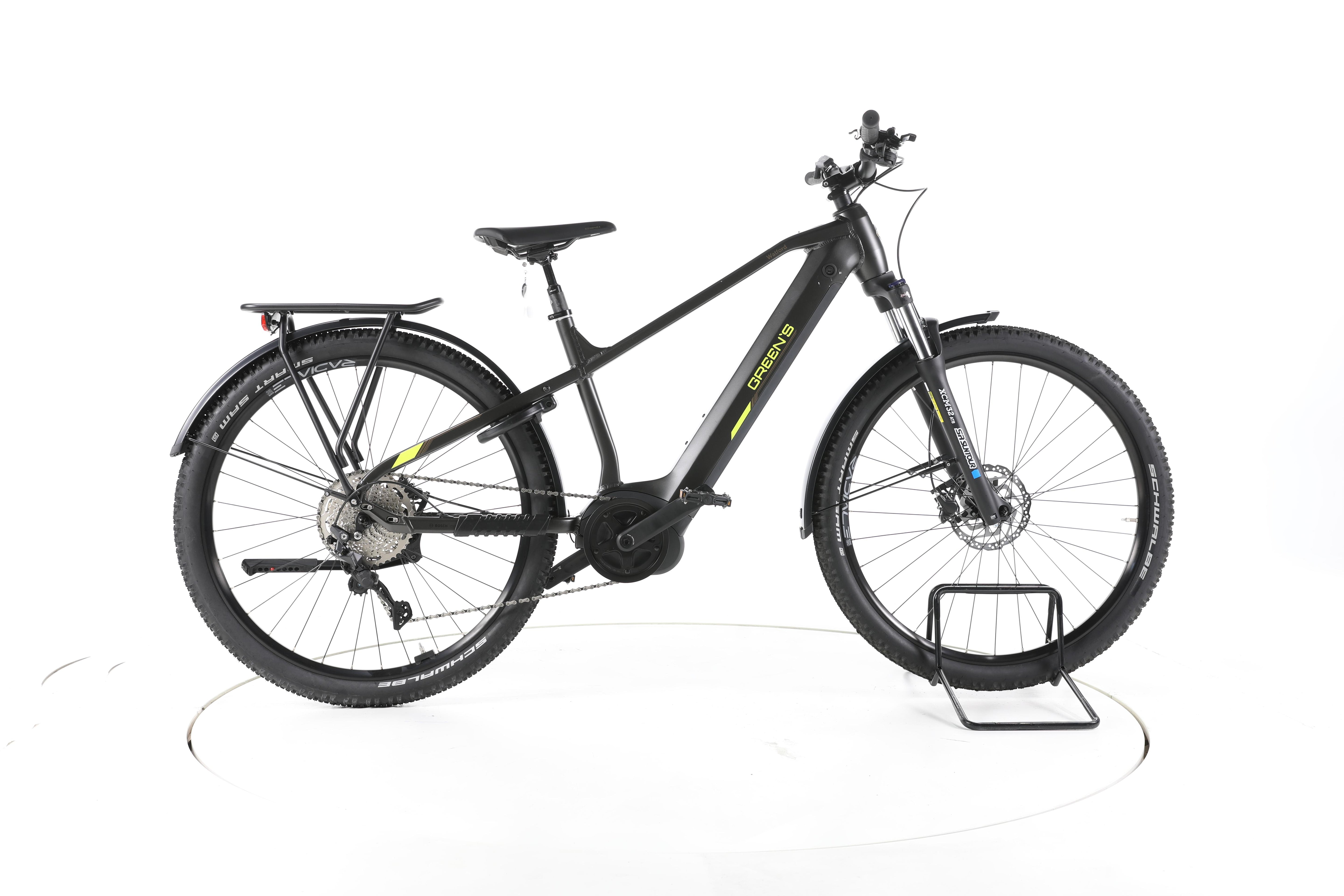 Green's Watford Trekking E-Bike - Image 1