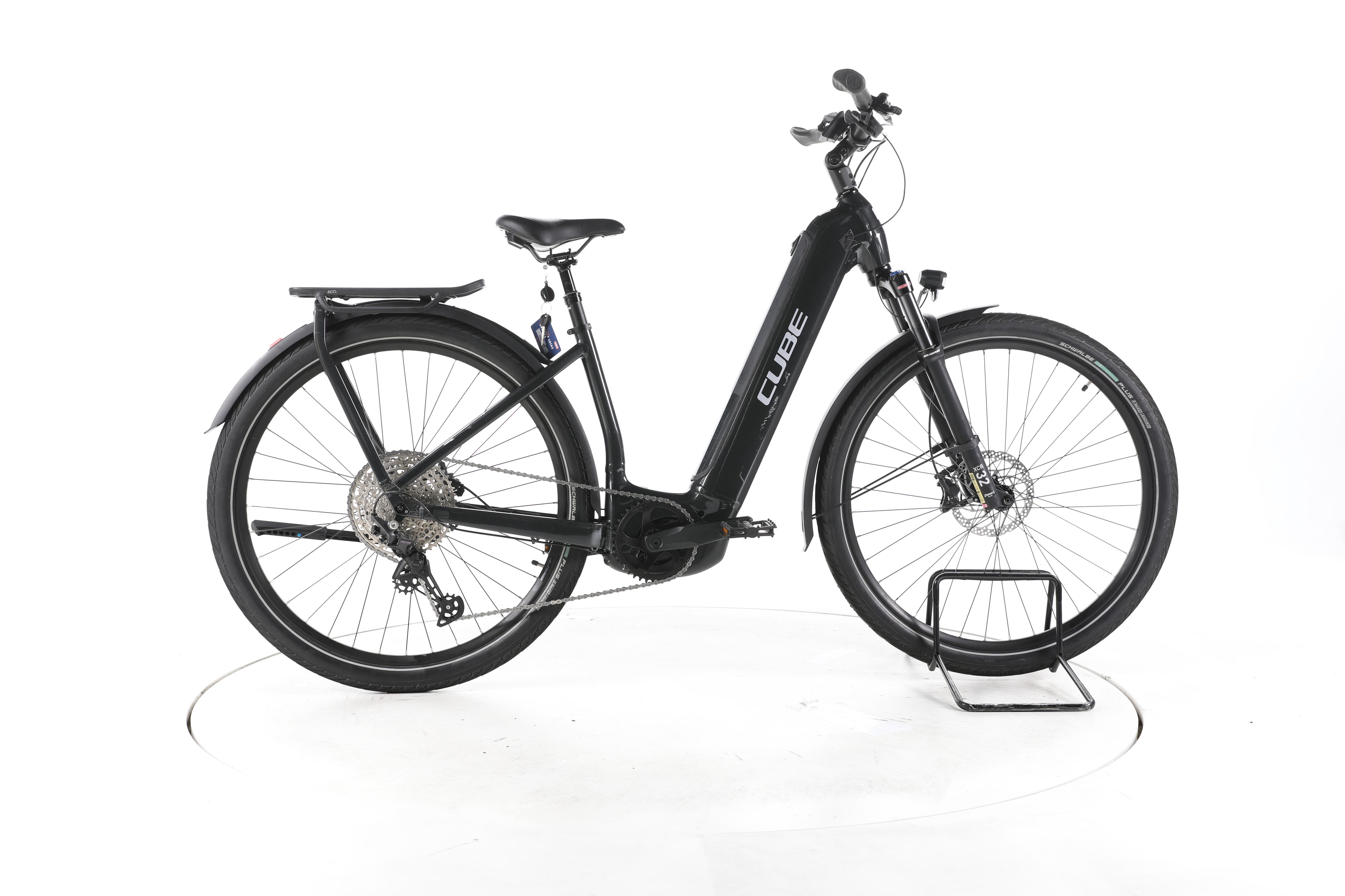 Cube Kathmandu Hybrid EXC Trekking E-Bike Tiefeinsteiger - Image 1
