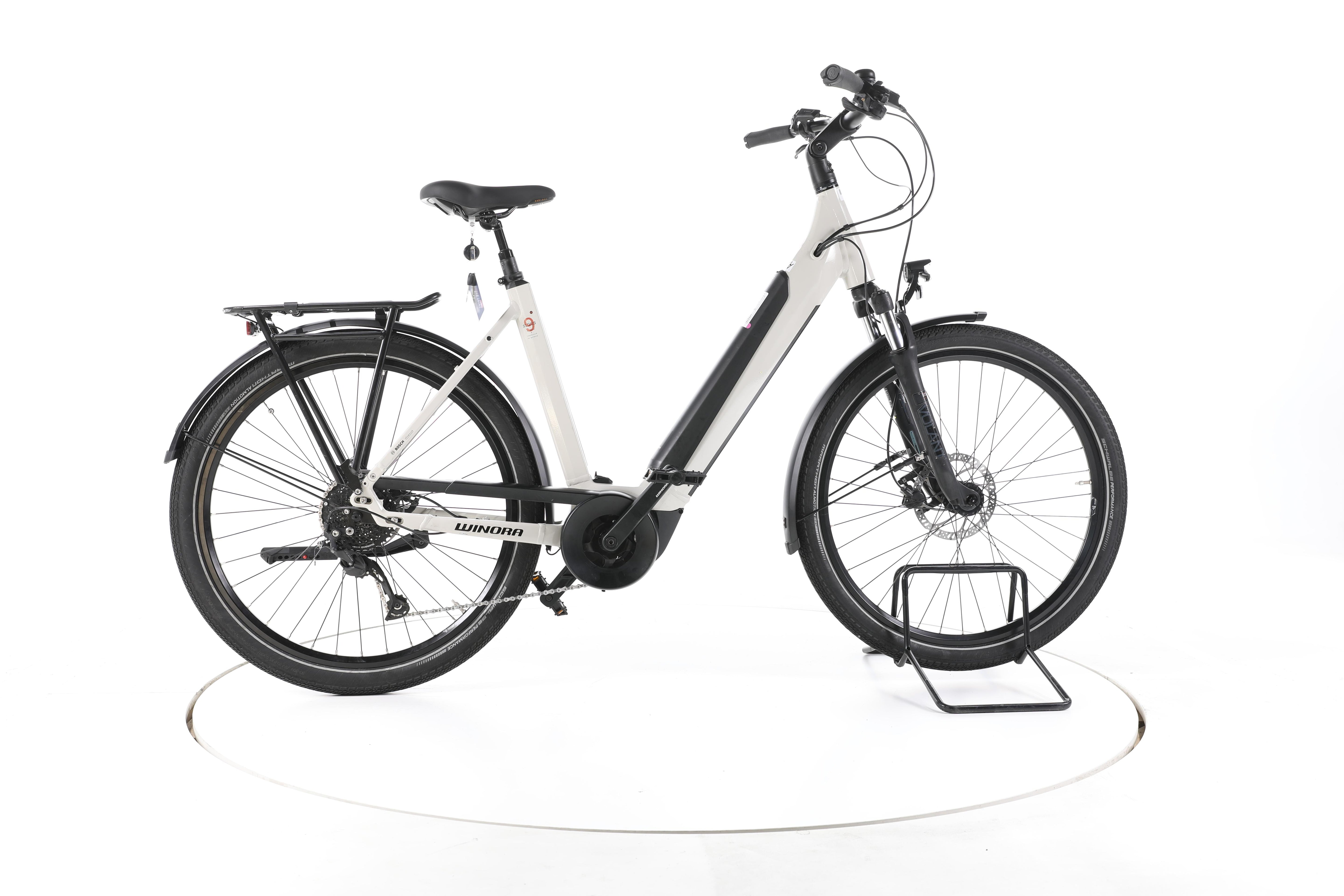 Winora Sinus 9 Trekking E-Bike Tiefeinsteiger - Image 1