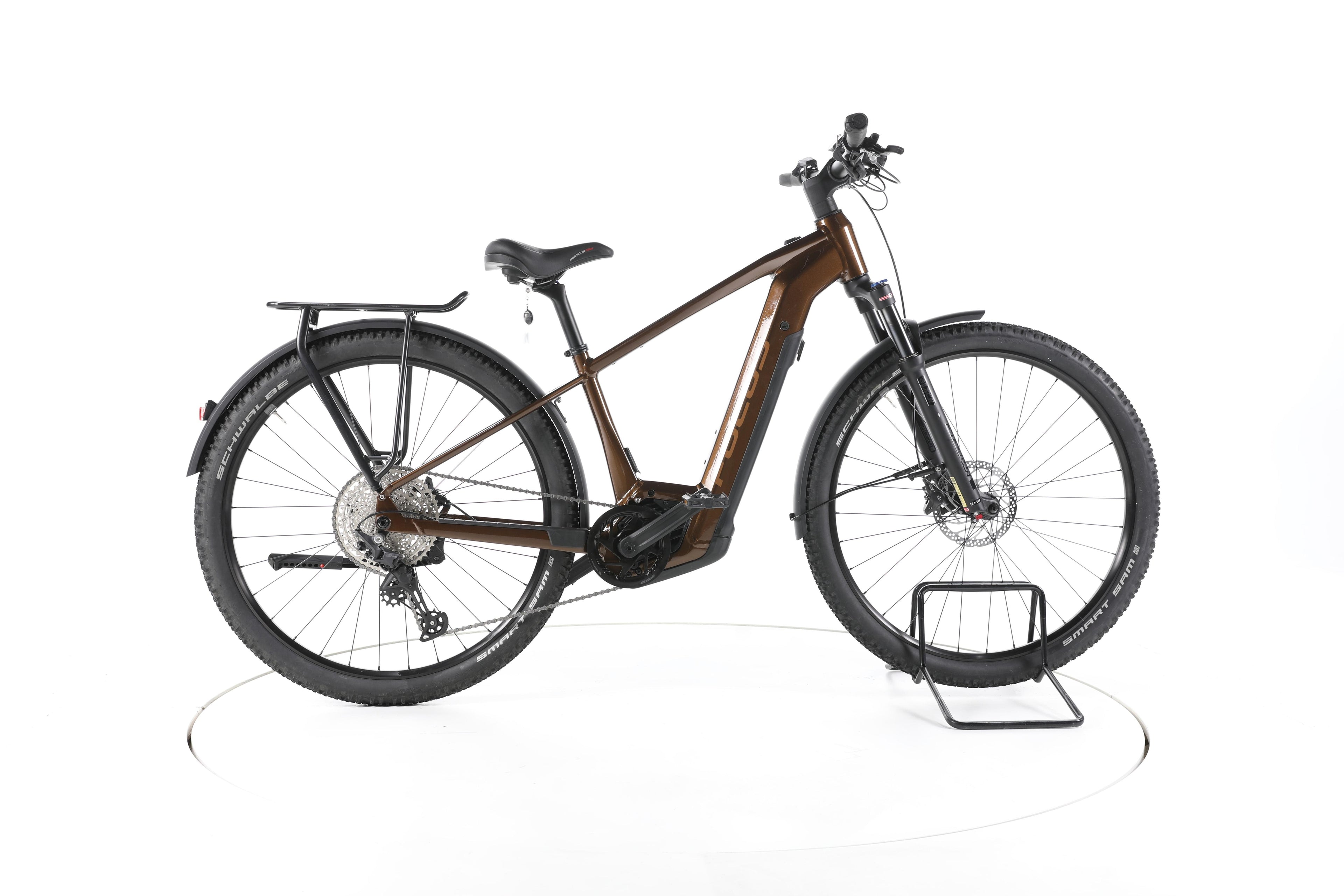 Focus Aventura 6.8 Trekking E-Bike - Image 1