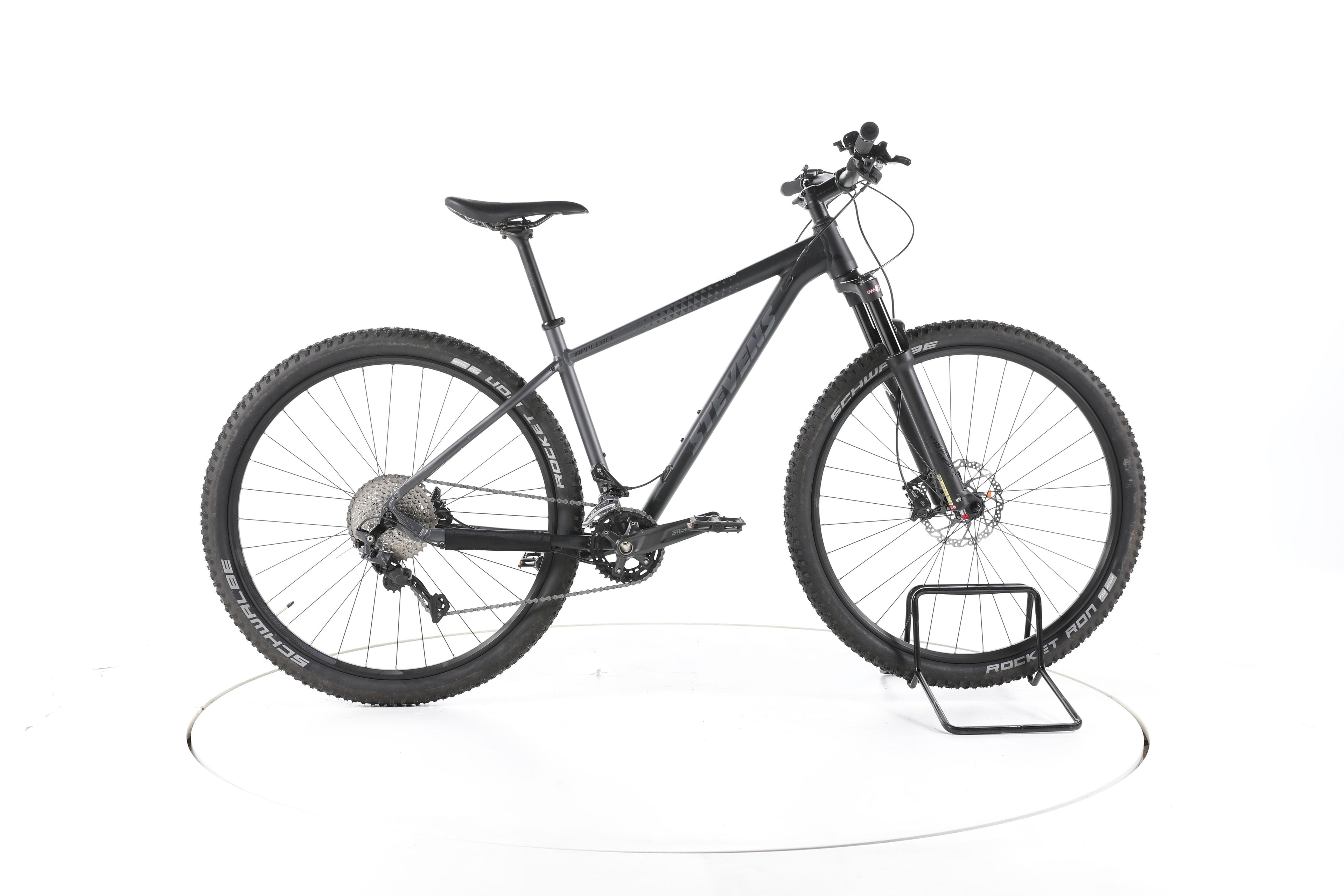 Stevens Applebee - Image 1