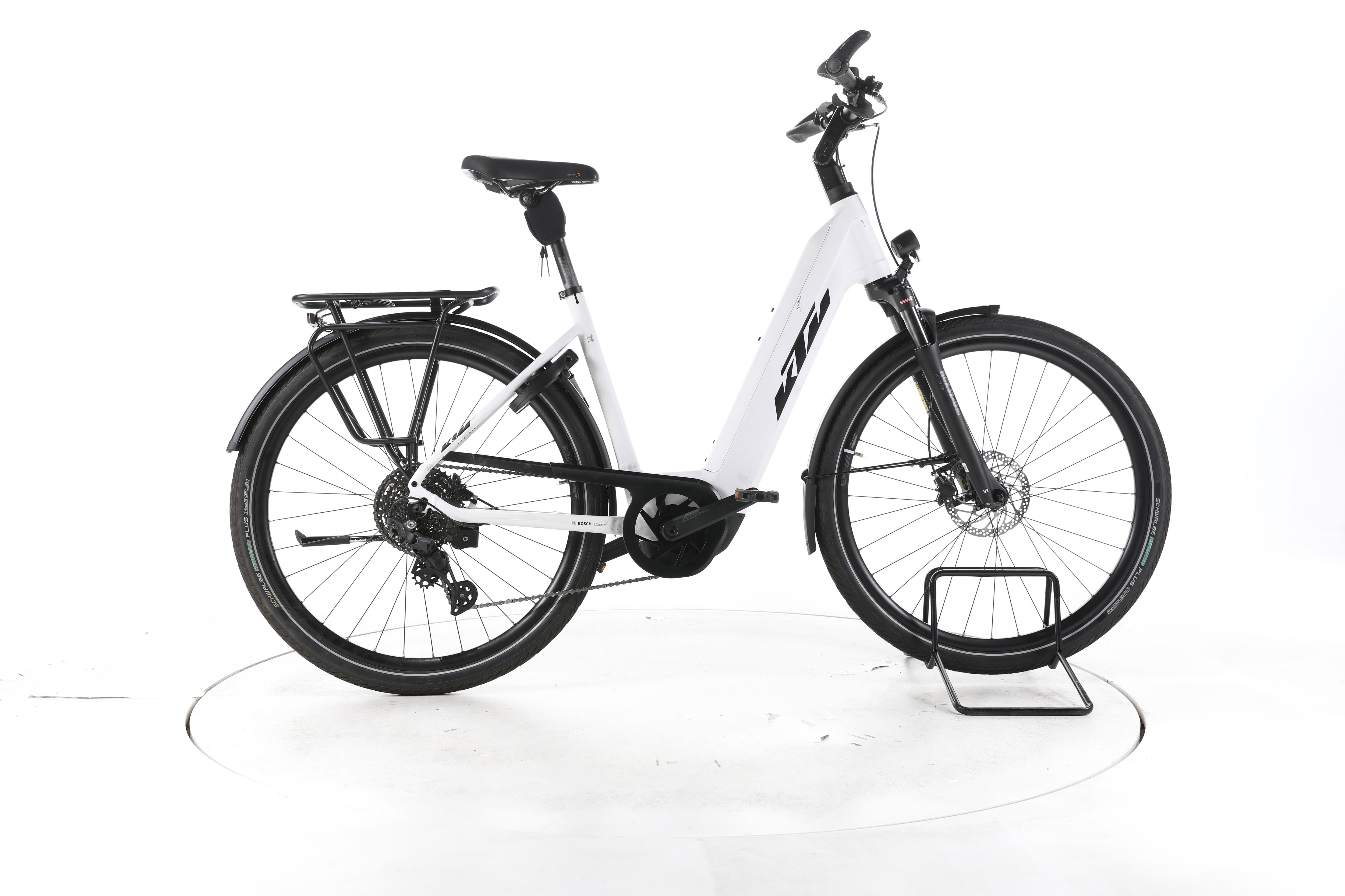KTM ZEG CENTO 10 PLUS Trekking E-Bike Tiefeinsteiger - Image 1