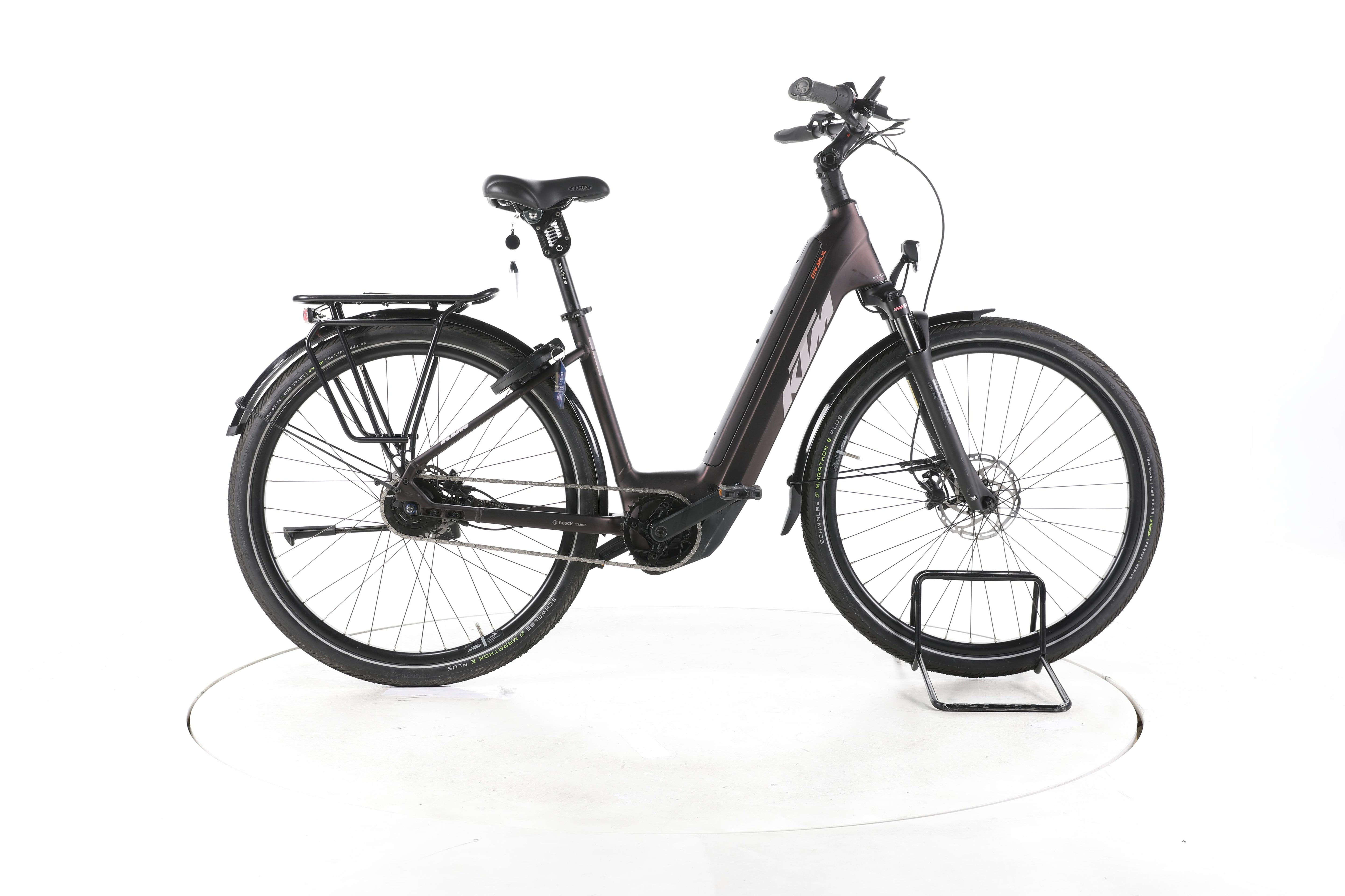 KTM Macina City 820 XL City E-Bike Tiefeinsteiger 2025 - Image 1