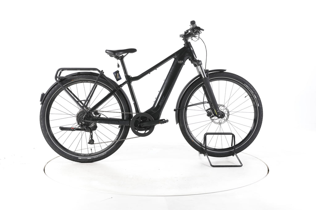 Giant Explore E+ 2 Trekking E-Bike - Image 1