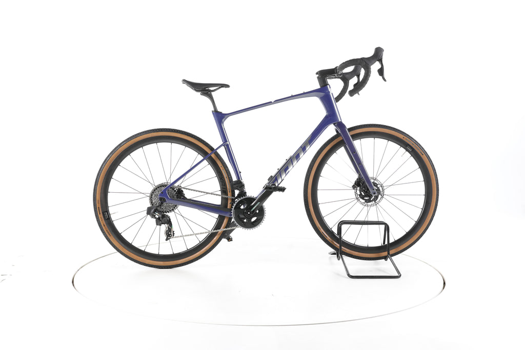 Giant Revolt Advanced Pro 0 - Image 1