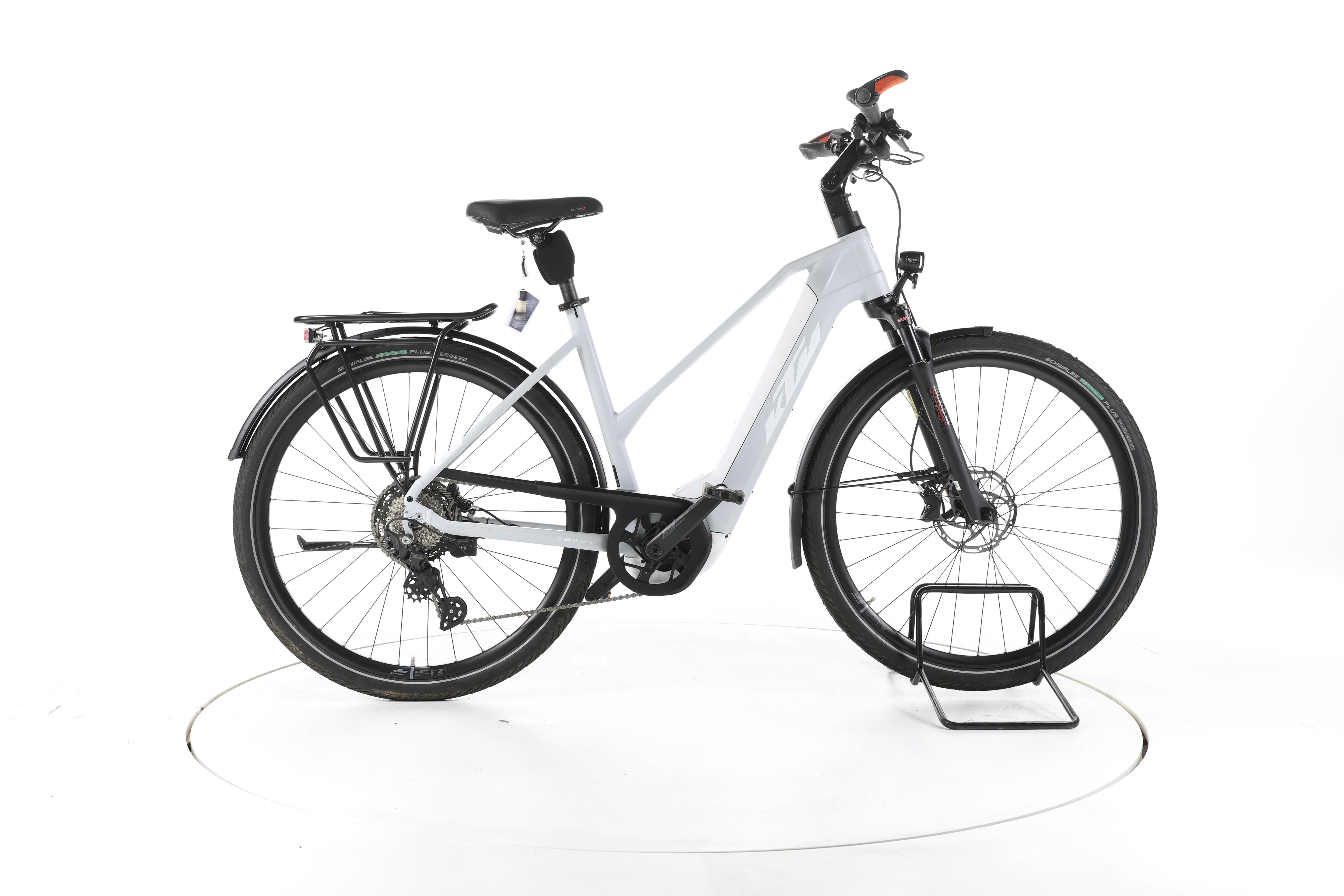 KTM Macina Style Pro Trekking E-Bike - Image 1