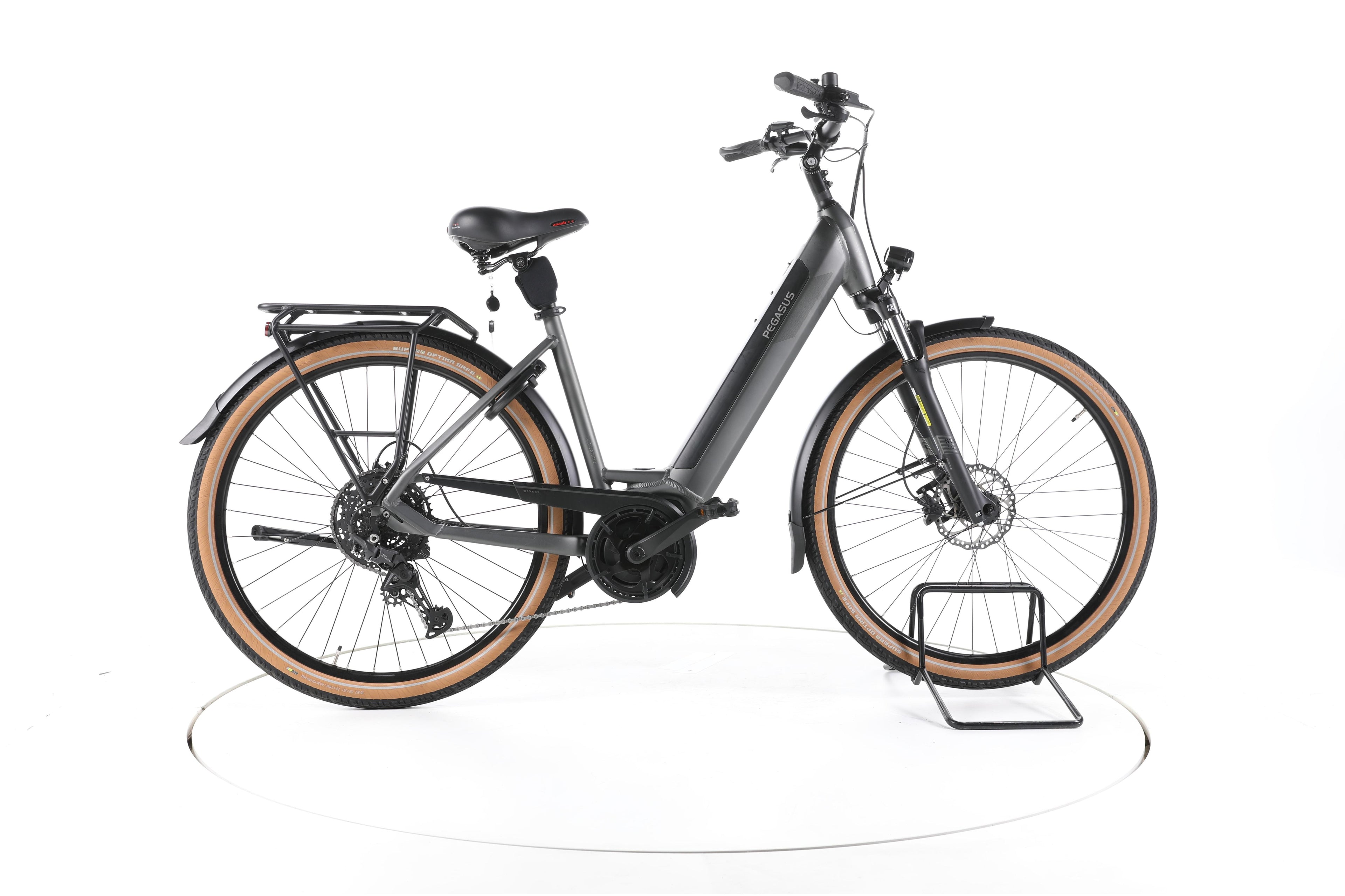 Pegasus Solero EVO 10 Trekking E-Bike Tiefeinsteiger 2024 - Image 1