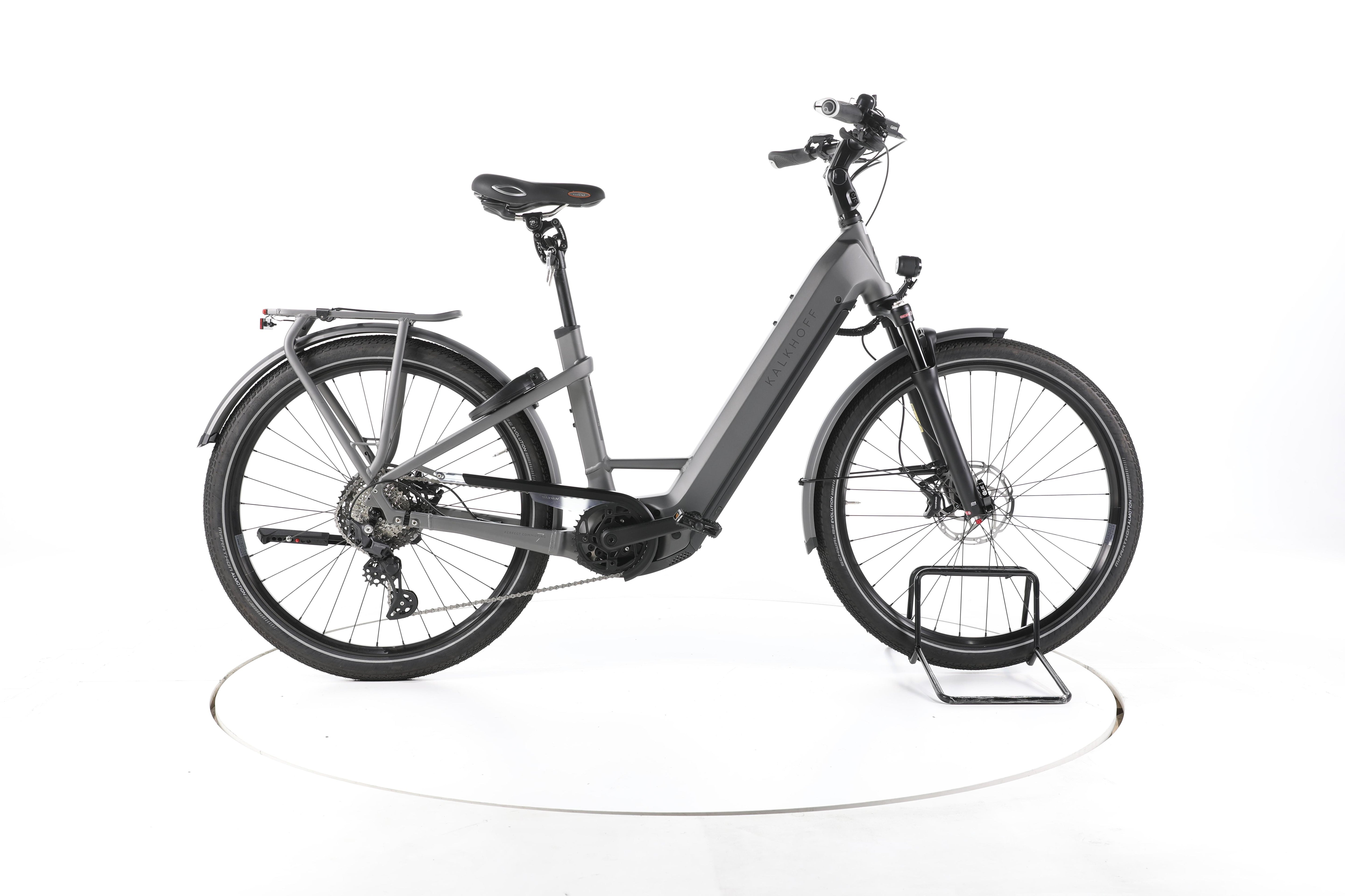 Kalkhoff Endeavour 7 Trekking E-Bike Tiefeinsteiger - Image 1