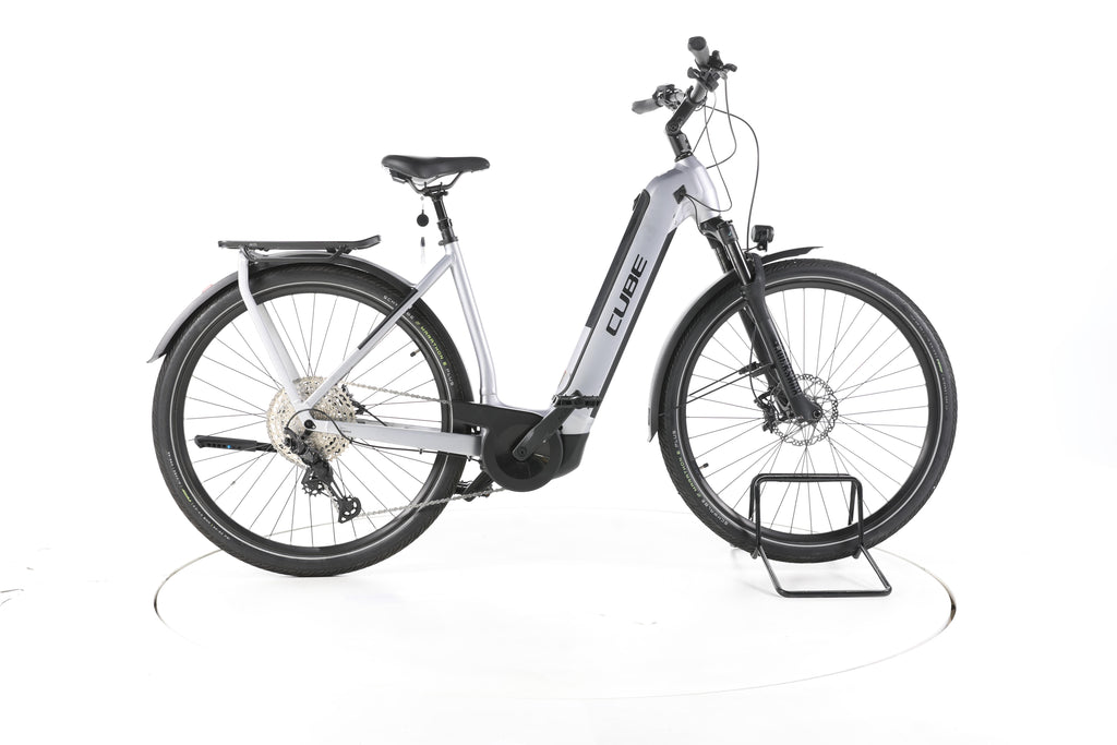 Cube Kathmandu Hybrid SLX Trekking E-Bike Tiefeinsteiger - Image 1