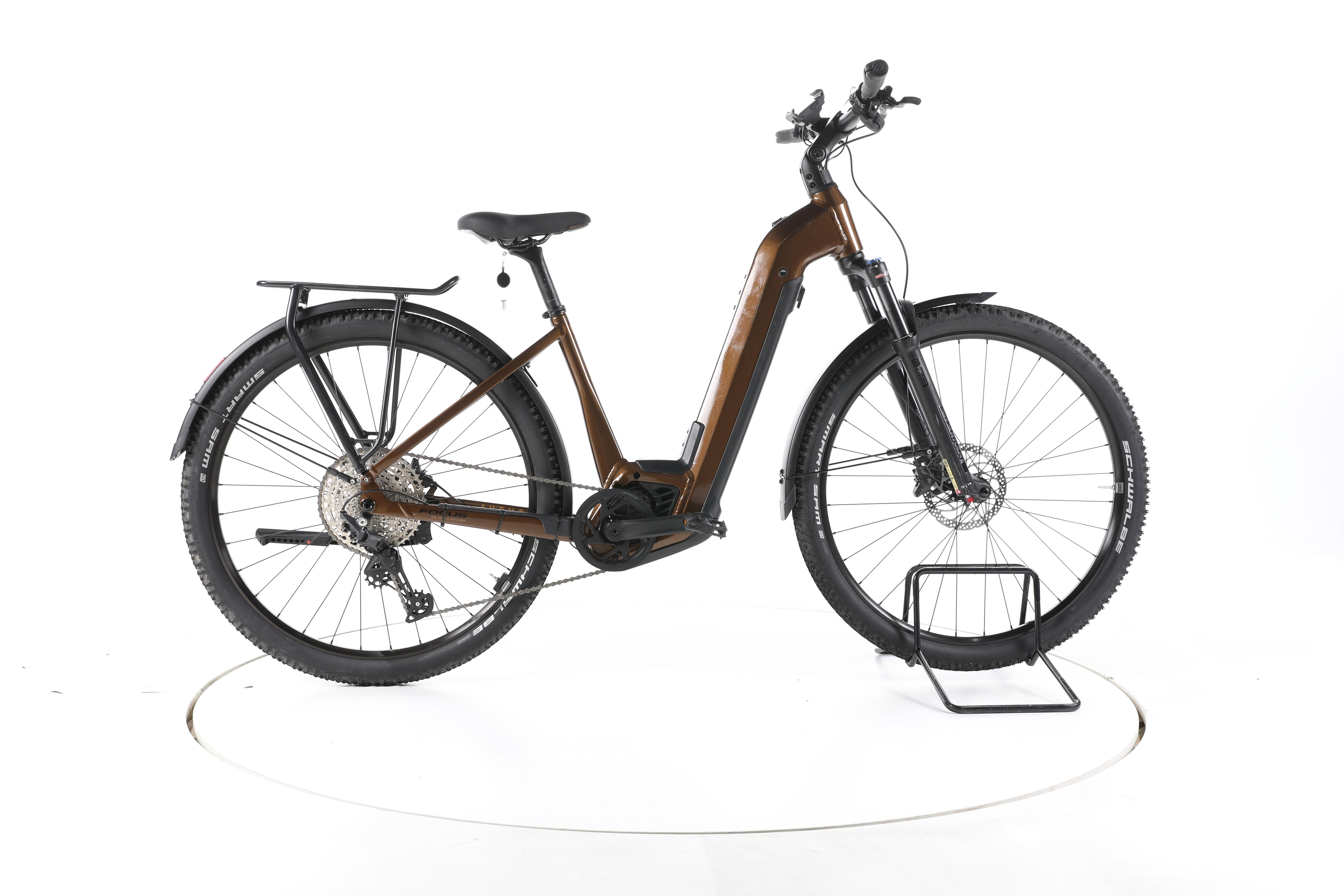 Focus Aventura² 6.8 Trekking E-Bike Tiefeinsteiger - Image 1