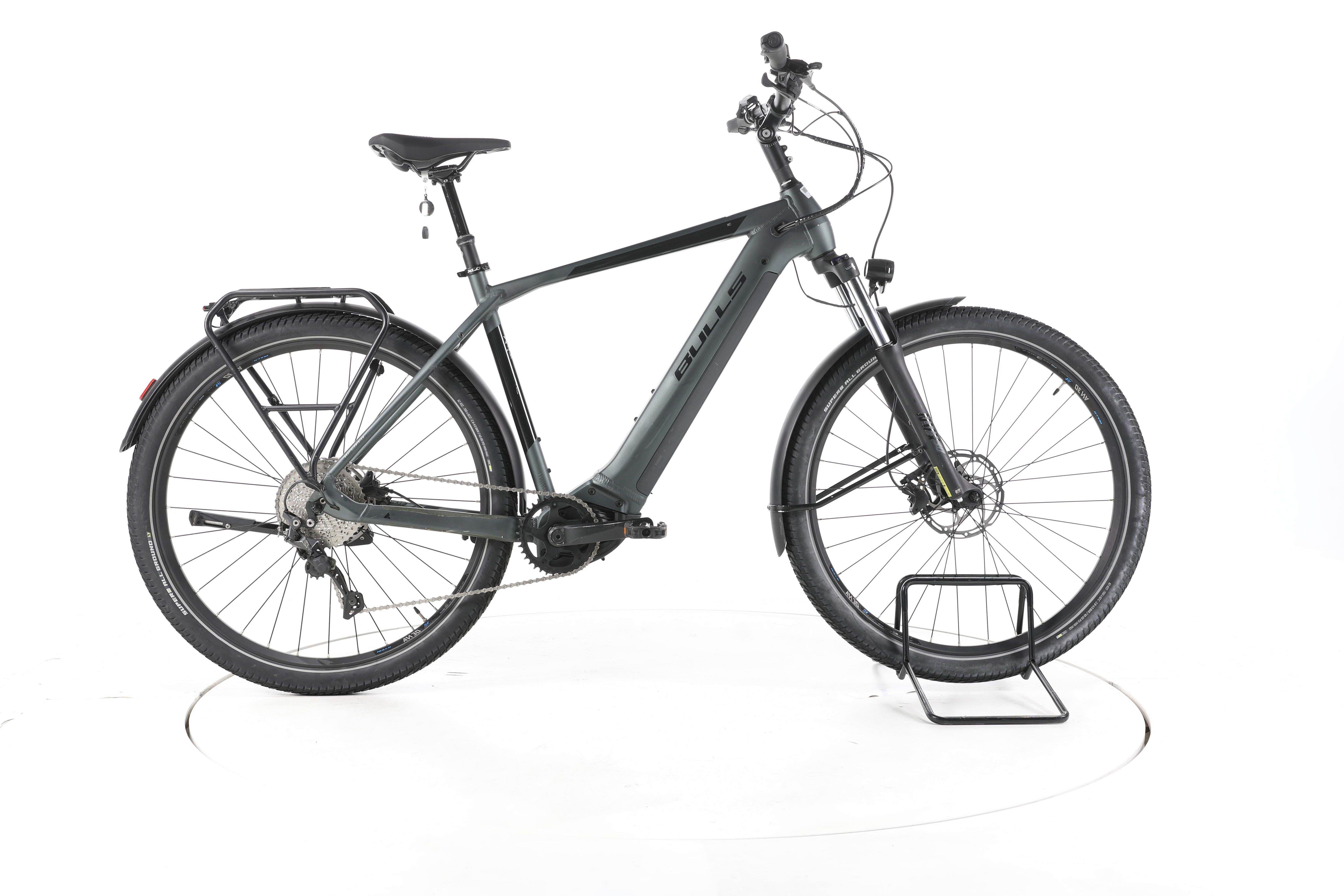 Bulls Iconic EVO 1 Trekking E-Bike - Image 1