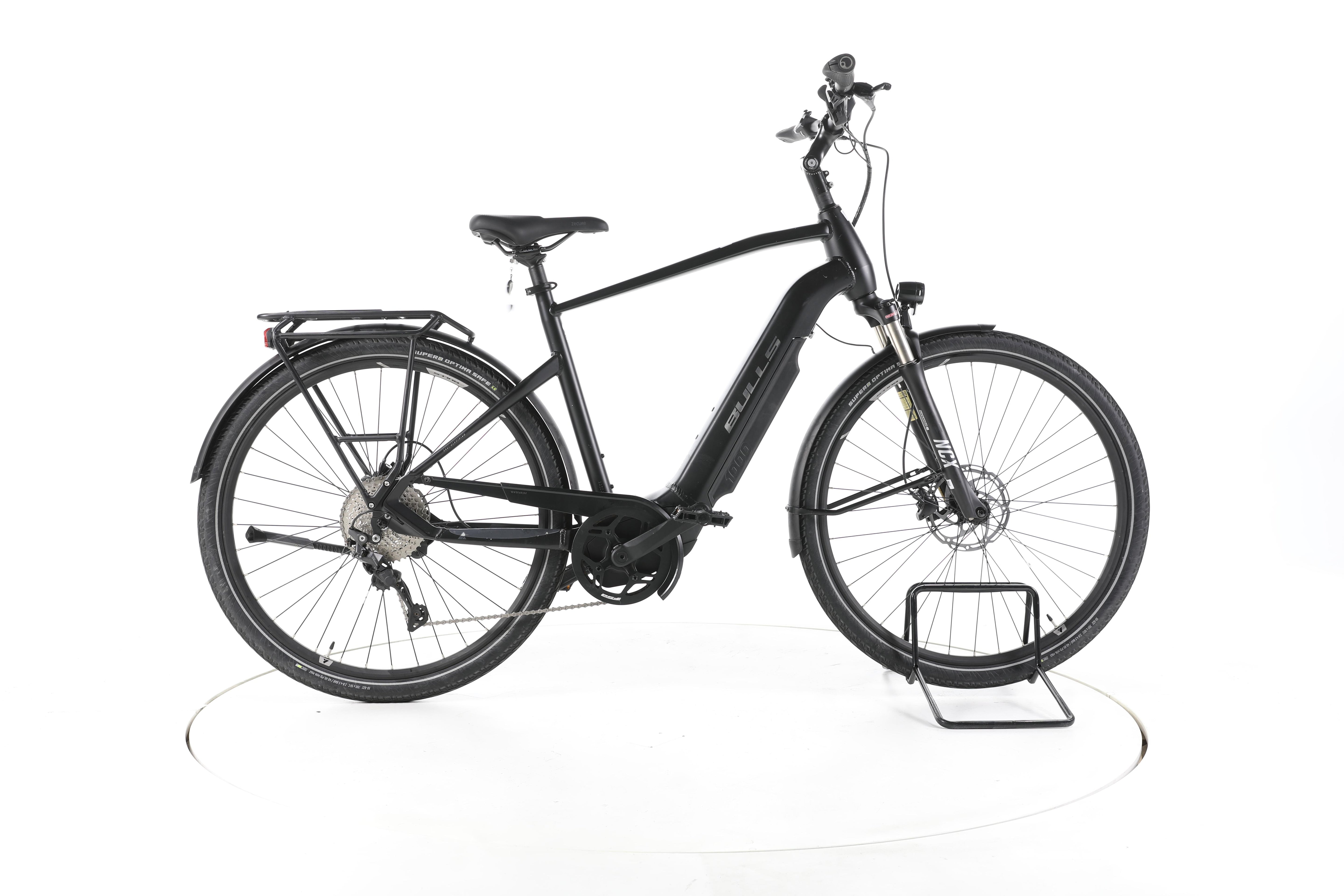 Bulls Lacuba Evo 10 Trekking E-Bike - Image 1