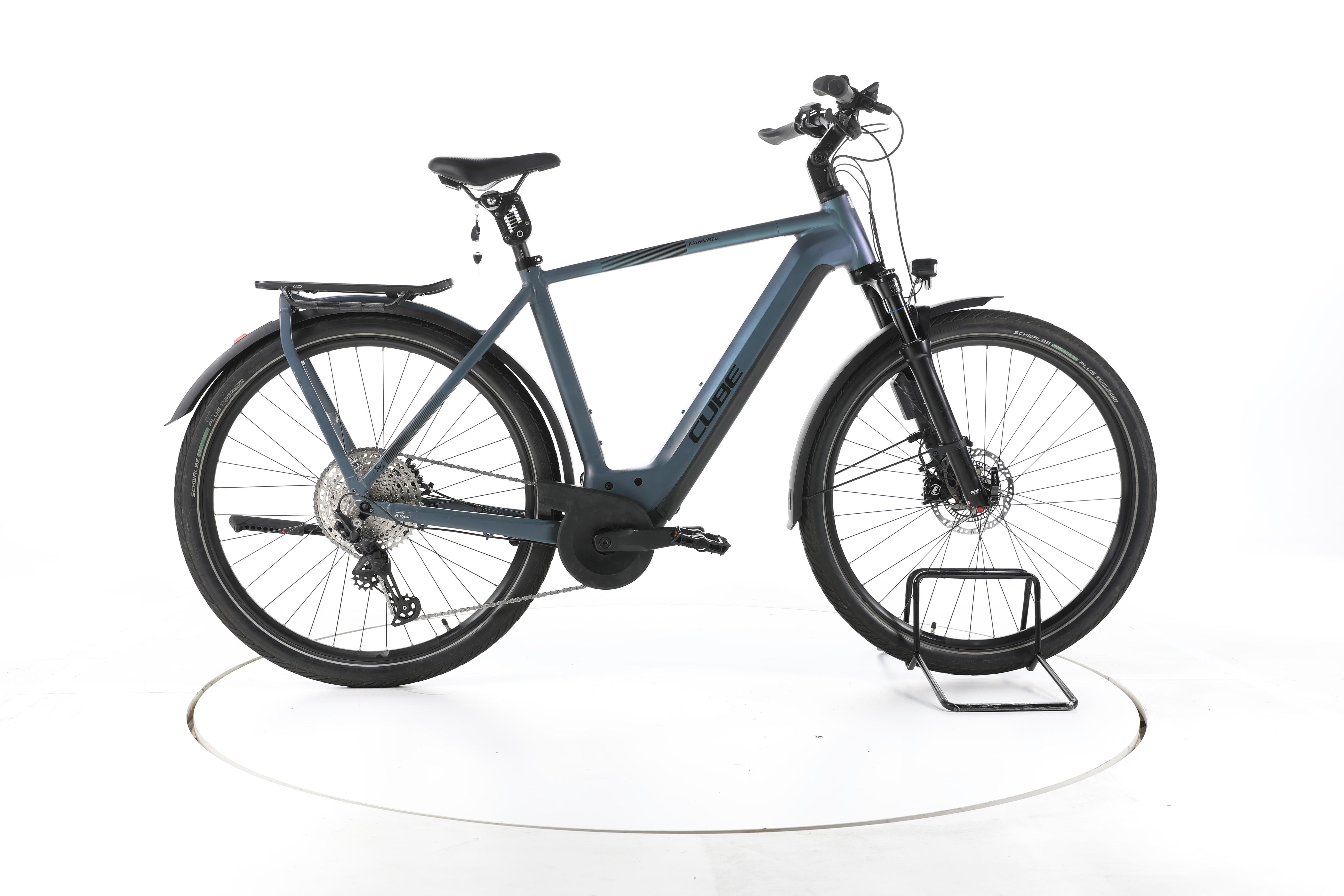 Cube Kathmandu Hybrid ABS Trekking E-Bike - Image 1