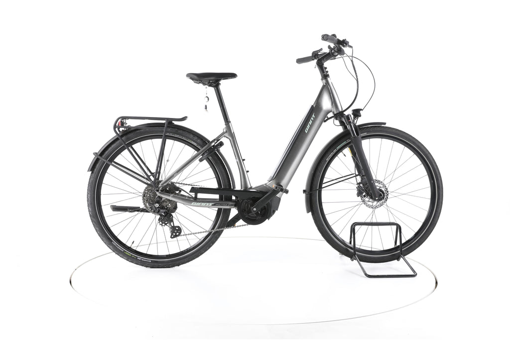 Giant Dailytour E+2D LDS Trekking E-Bike Tiefeinsteiger - Image 1