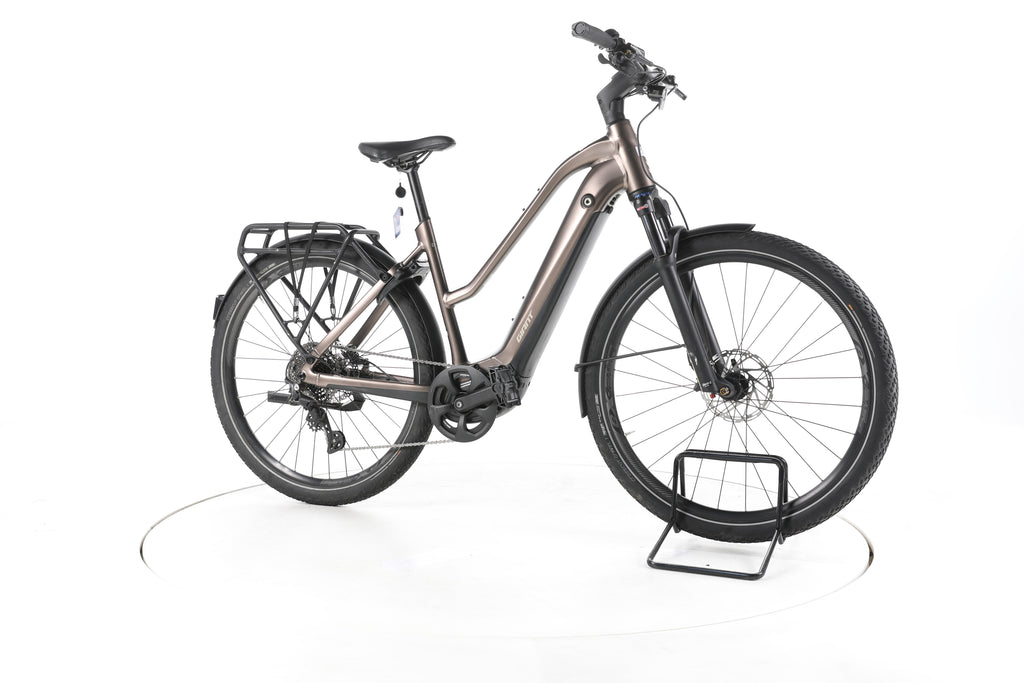 Giant Explore E+ Pro 1 Trekking E-Bike - Image 2
