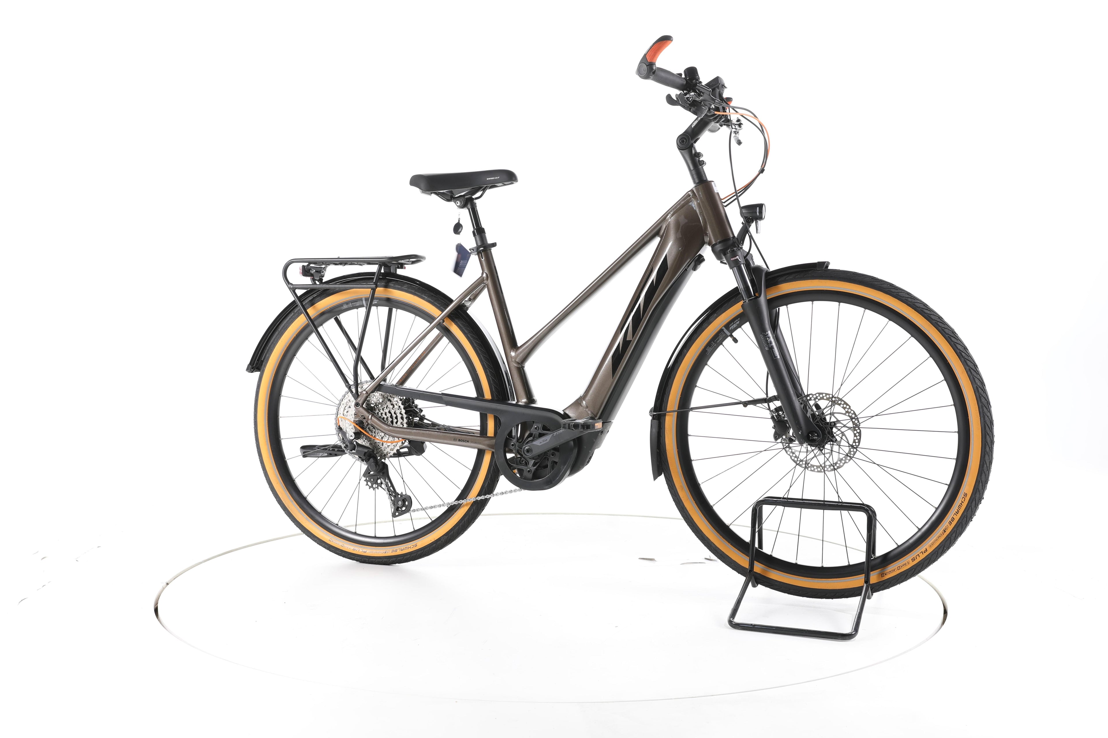 KTM Macina Ultimate Pro Trekking E-Bike - Image 2