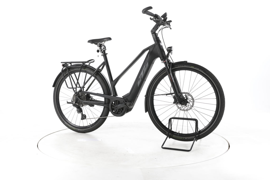 KTM Macina Style Pro Trekking E-Bike - Image 2