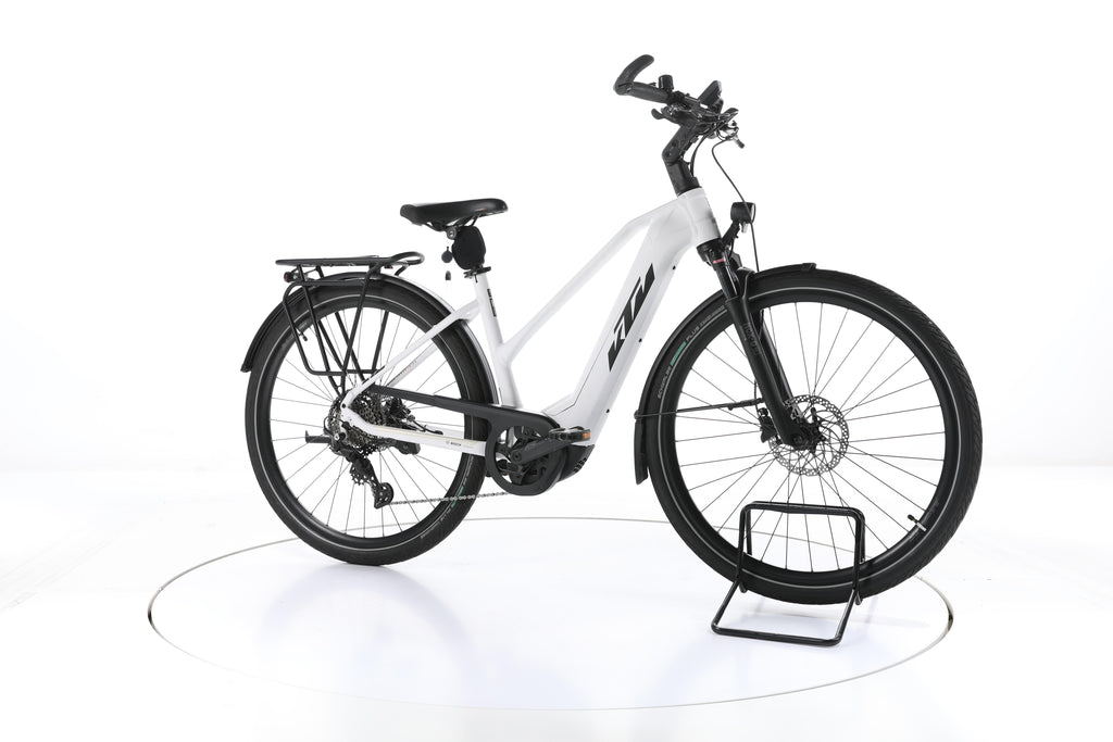KTM Cento 10 plus Trekking E-Bike - Image 2
